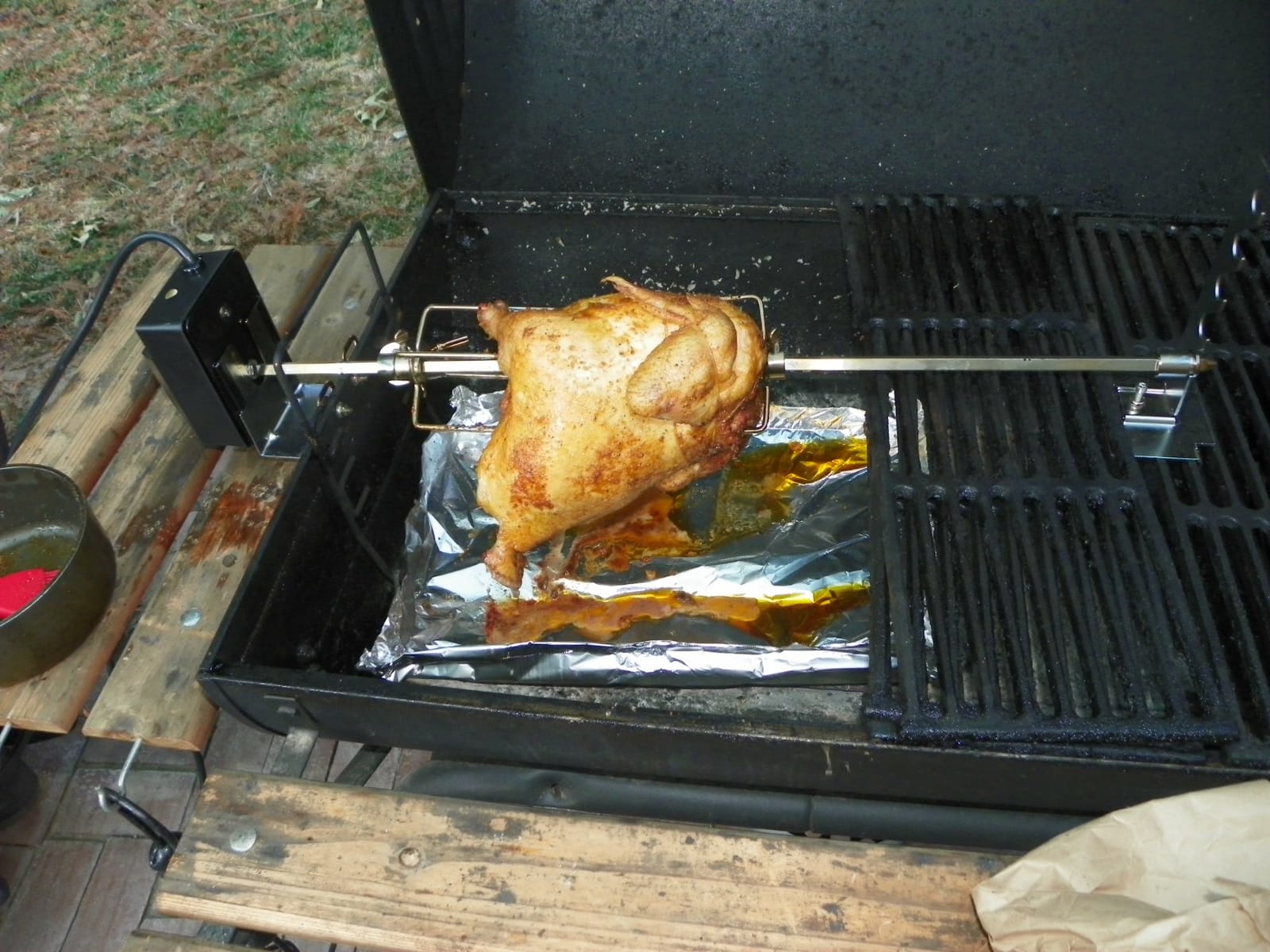 Universal Rotisserie Grill Kit, 360° Automatic Rotating Rotisserie Kit | 120V 4W Motor, 28 Spit Rod customer photo 1