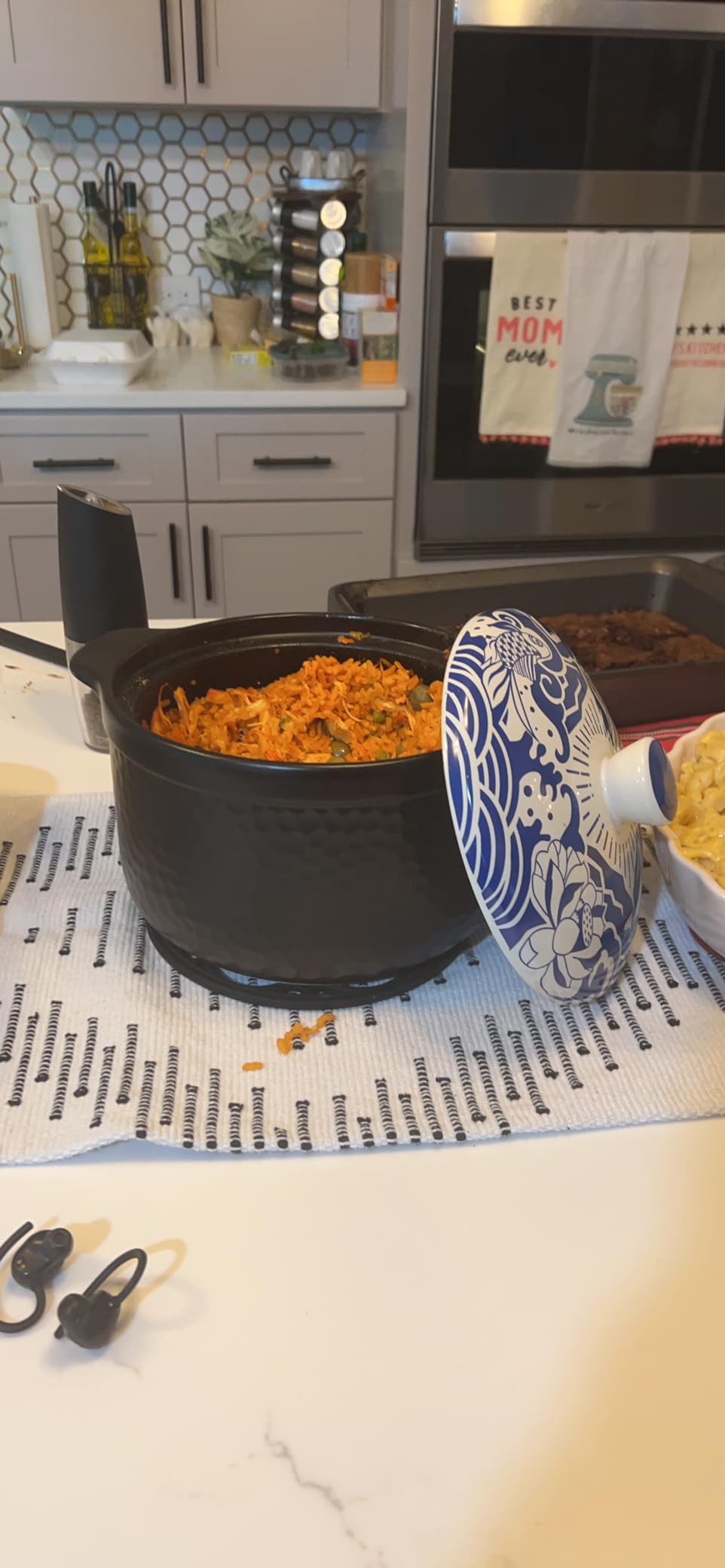 Heavy Duty Claypot - Replaces both a dutch oven and stock pot (4.5 Quart) customer photo 2