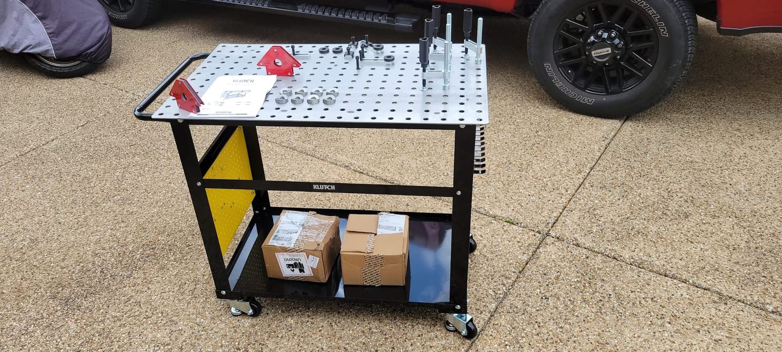 Klutch Mobile Welding Workstation, 26-Pc. Fit-Up Kit, 600-Lb. Capacity | 40in. x 24in. table, firm-grip handle, swivel casters, mobile fabrication/repair, secure workpiece fit-up customer photo 2