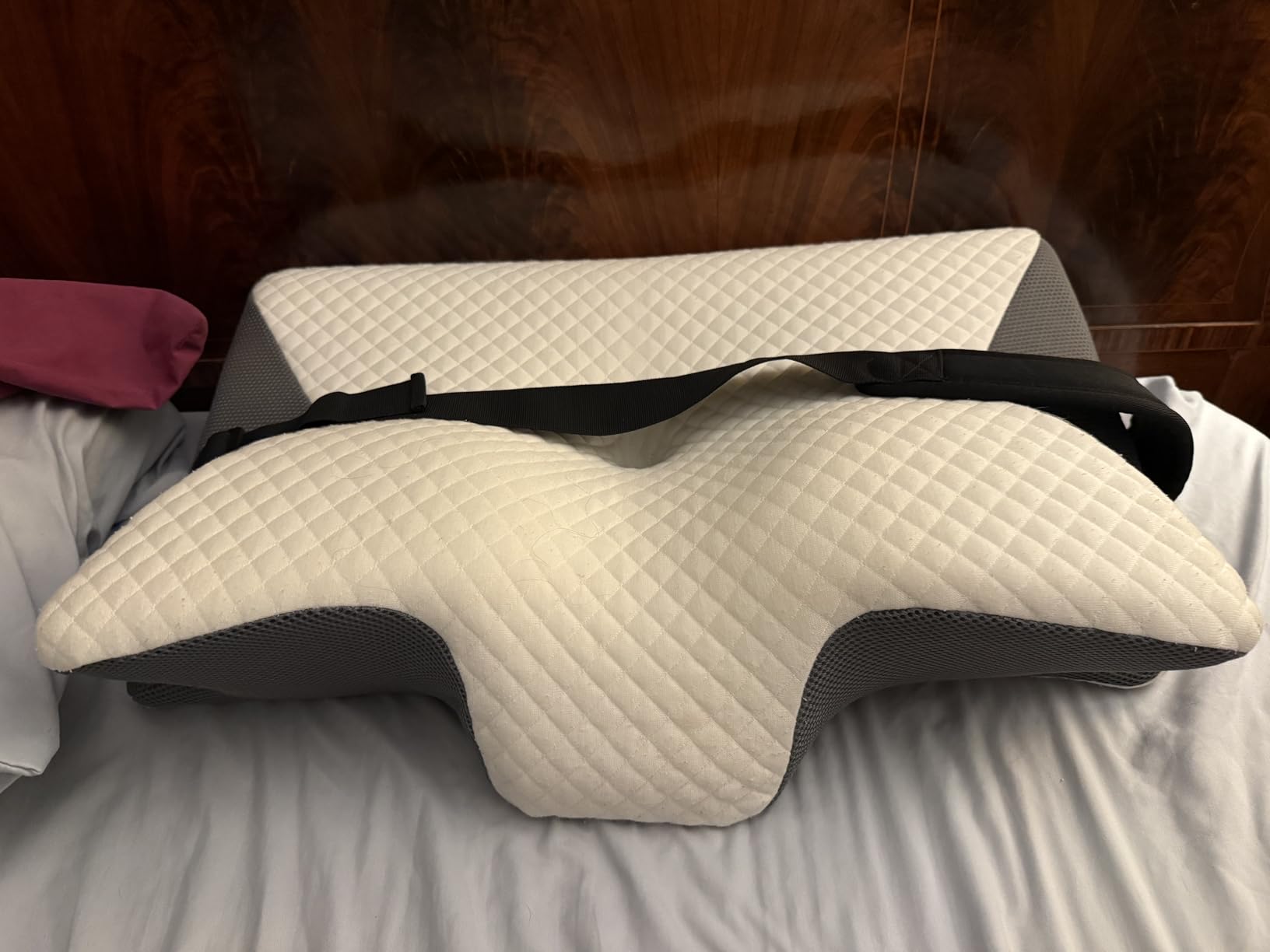 HOMCA Memory Foam Cervical Pillow, 2 in 1 Ergonomic Contour Orthopedic Pillow for Neck Pain, Contoured Support Pillows for Side Back Stomach Sleepers customer photo 1