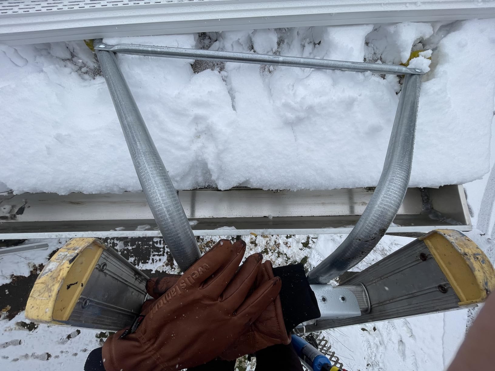 Tie Down Roof Zone Height Adjustable Roofing Standoff Safety Ladder Stabilizer w/Surface Protection | Quick Connect Assembly customer photo 1
