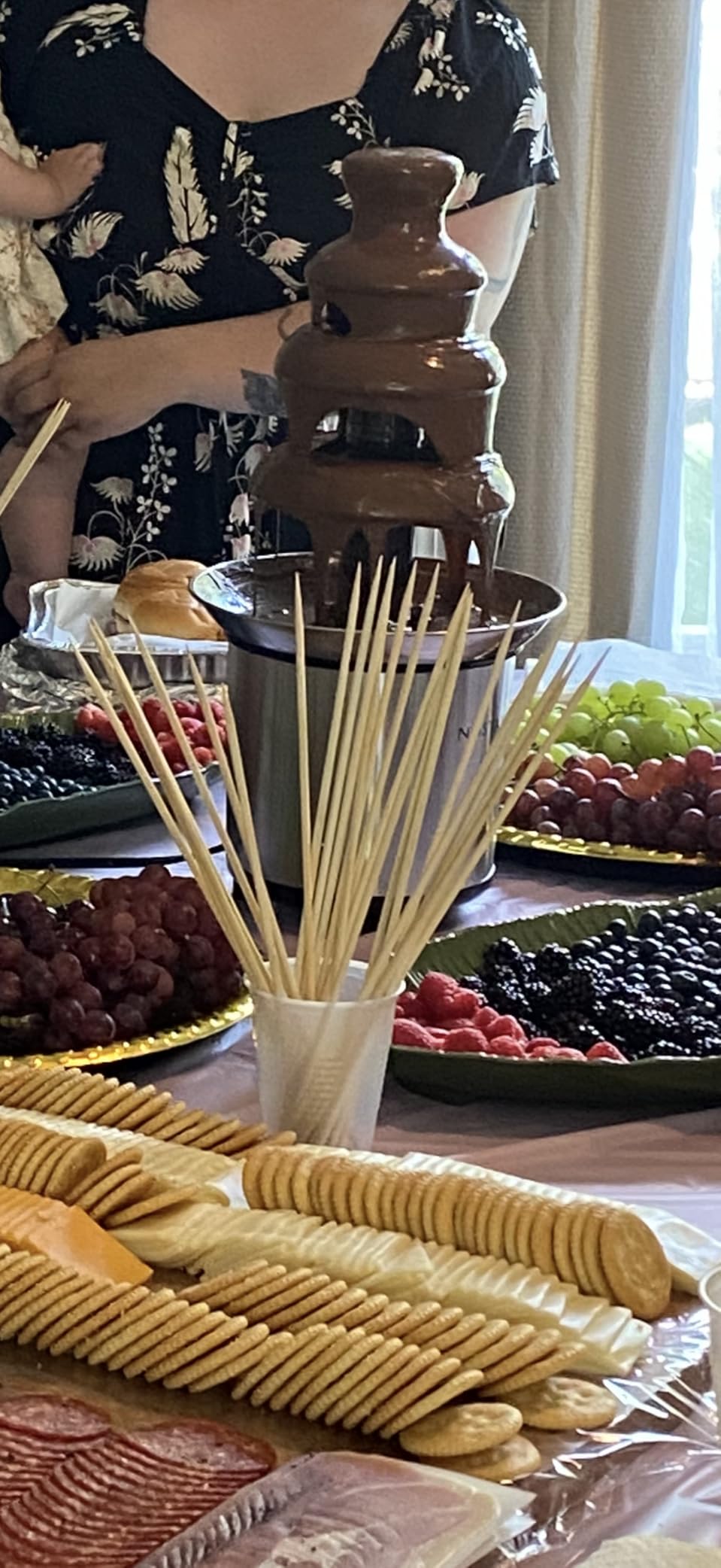 Nostalgia 4 Tier Electric Chocolate Fondue Fountain Machine for Parties - Melts Cheese, Queso, Candy, and Liqueur - Dip Strawberries, Apple Wedges, Vegetables, and More - 32-Ounce - Stainless Steel customer photo 2
