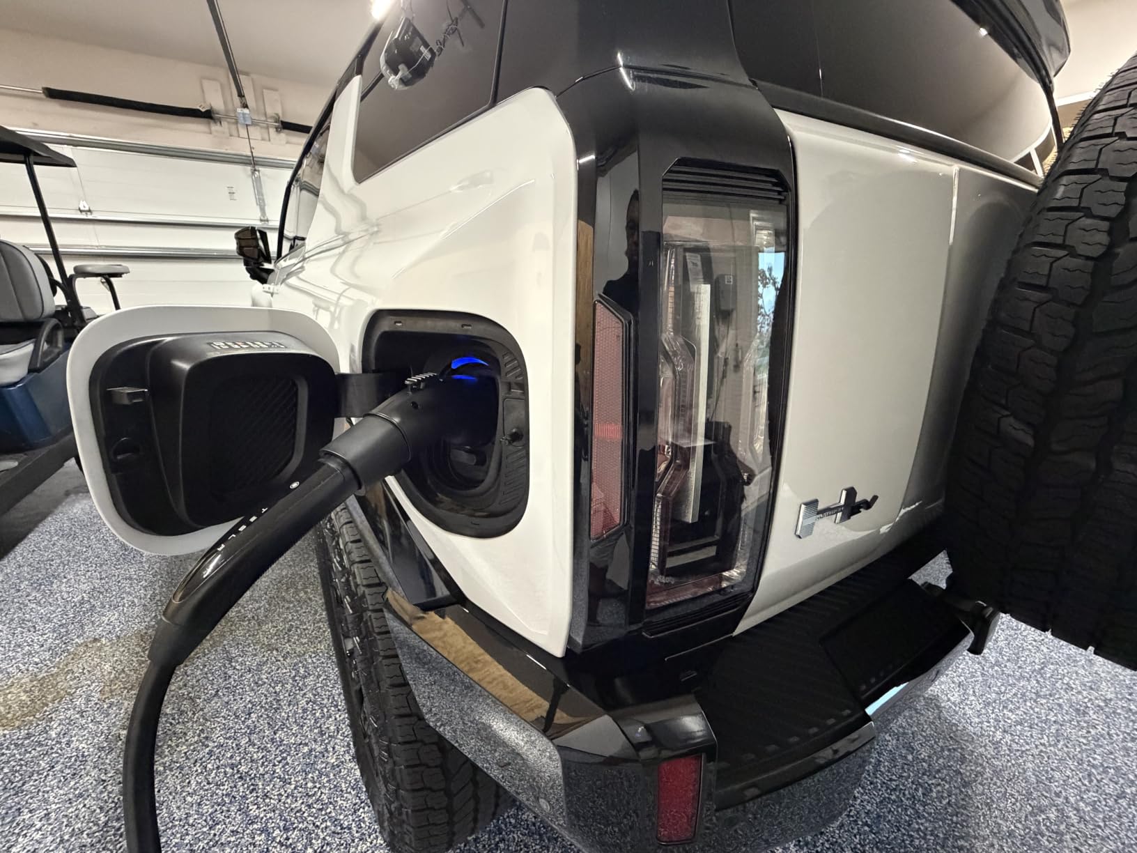 Lectron Tesla to J1772 EV Charging Adapter - NACS Converter, 48 Amp & 240V, Compatible with Tesla High Powered Connectors, Destination Chargers & Mobile Connectors for J1772 Electric Vehicles (Black) customer photo 1