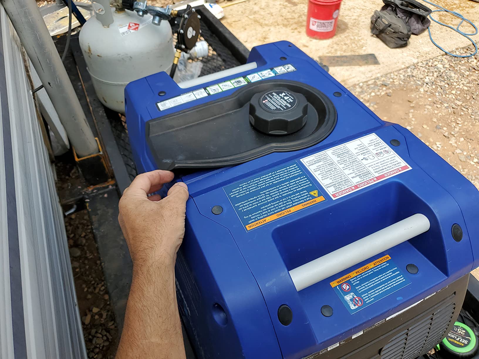 Westinghouse 5000 Peak Watt Super Quiet Dual Fuel Portable Inverter Generator, Remote Electric Start, Gas & Propane Powered, RV Ready 30A Outlet, Parallel Capable, Blue/Black customer photo 1