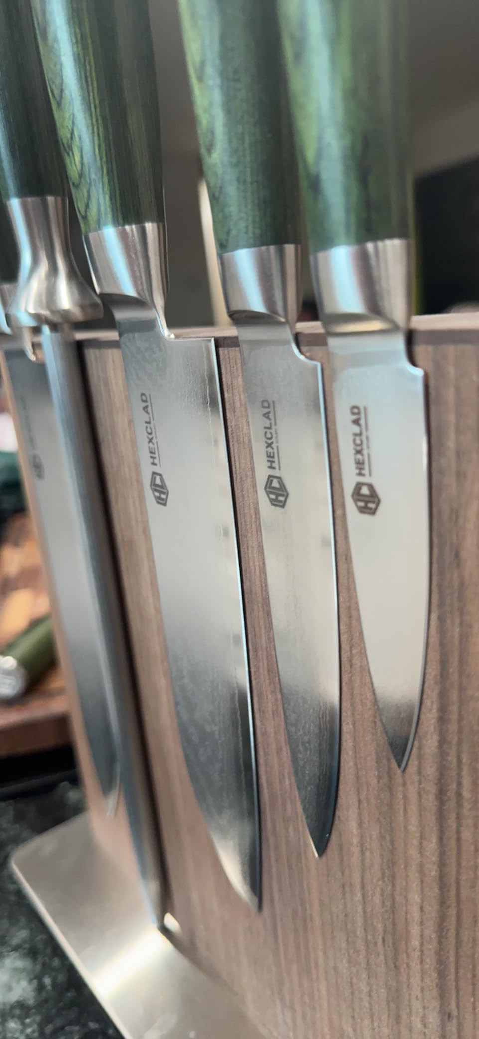 HexClad Green 6 Piece Japanese Damascus Stainless Steel Knife Set | Full Tang Construction, Pakkawood Handle, 67 Layers Steel customer photo 1