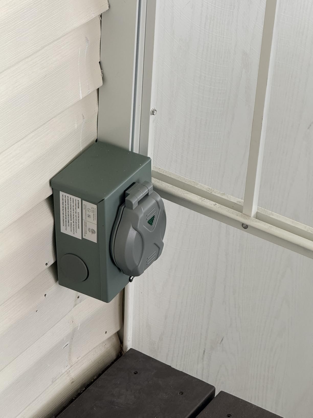 RVMATE Pre-Drilling 50 Amp Generator Inlet Box, NEMA SS2-50P Inlet Box | 125/250V, 6250/12500W 50a Power Inlet Box, ETL Listed, Waterproof for Outdoor Use customer photo 1