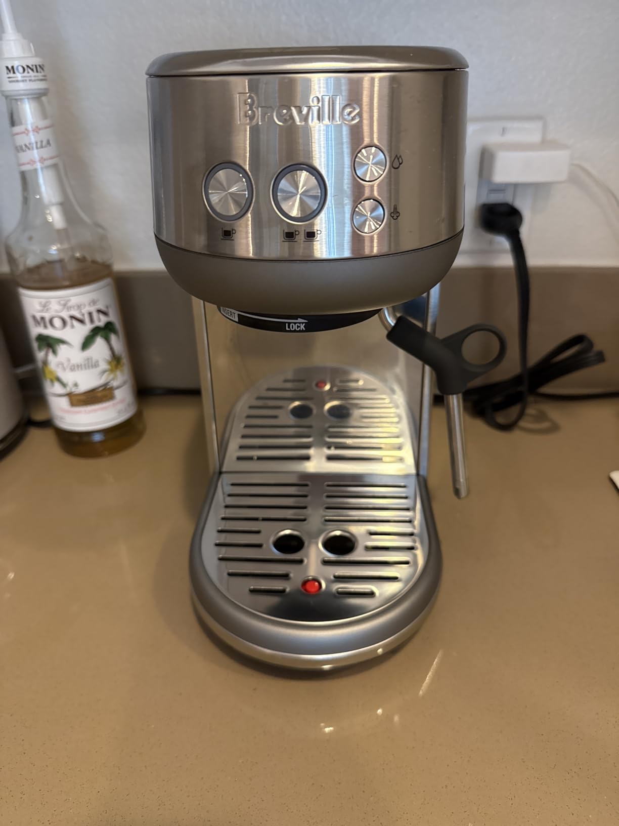 Breville BES450BSS Bambino Espresso Machine, Brushed Stainless Steel | Make café-quality espresso, lattes and cappuccinos at home with this compact, manual coffee maker | Beginner-friendly customer photo 2