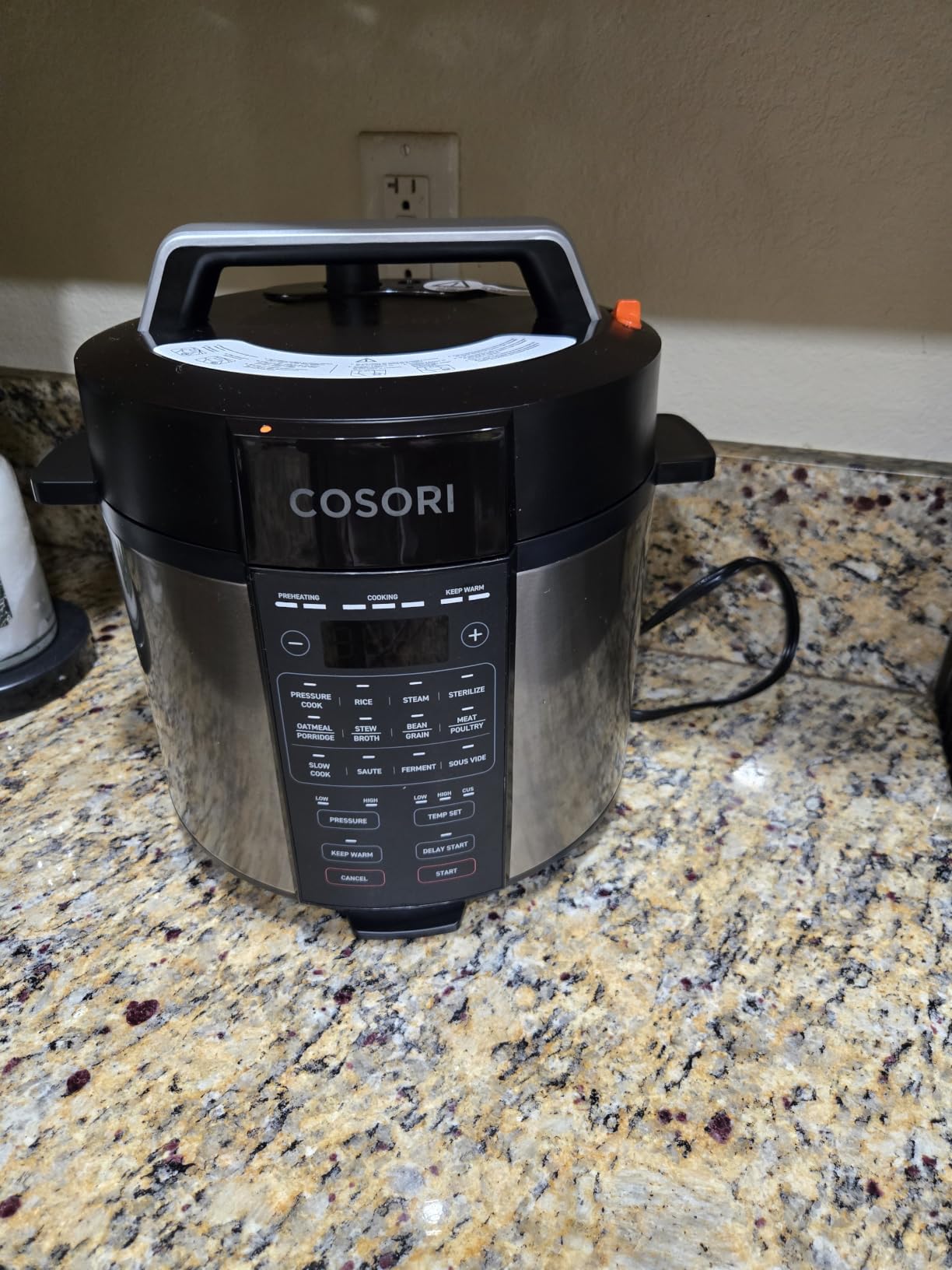 Cosori Pressure Cooker 6QT, 9-in-1, Ceramic Coating Pot, 12 Safety Features | Rice Cooker, Slow Cook, Sous Vide, Saute, Stainless Steel, 1100W, Silver customer photo 1