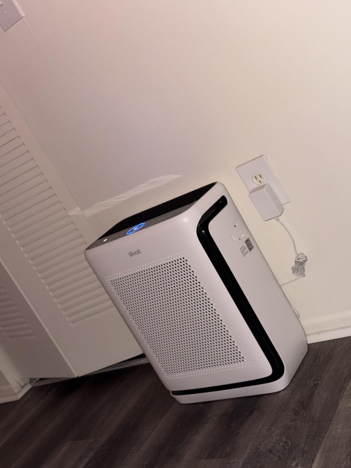 LEVOIT Smart Air Purifier for Home Large Room up to 1875 Ft² Vital 200S-P | For Quiet Bedroom at 27dB, AHAM VERIFIDE, Air Quality Monitor, HEPA Sleep Mode for Allergies, Pet Hair and dander, White customer photo 2