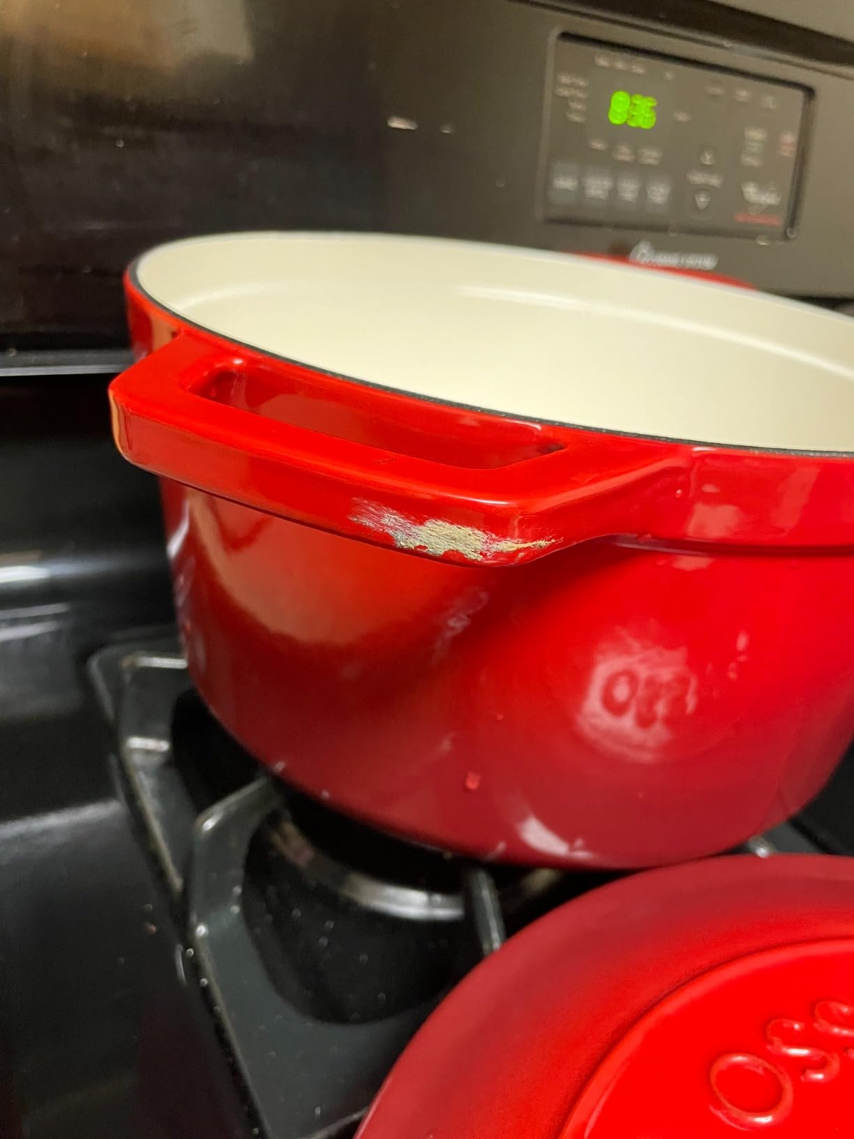 vancasso 9.3 Qt Oval Enameled Cast Iron Dutch Oven with Lid, Cream customer photo 2
