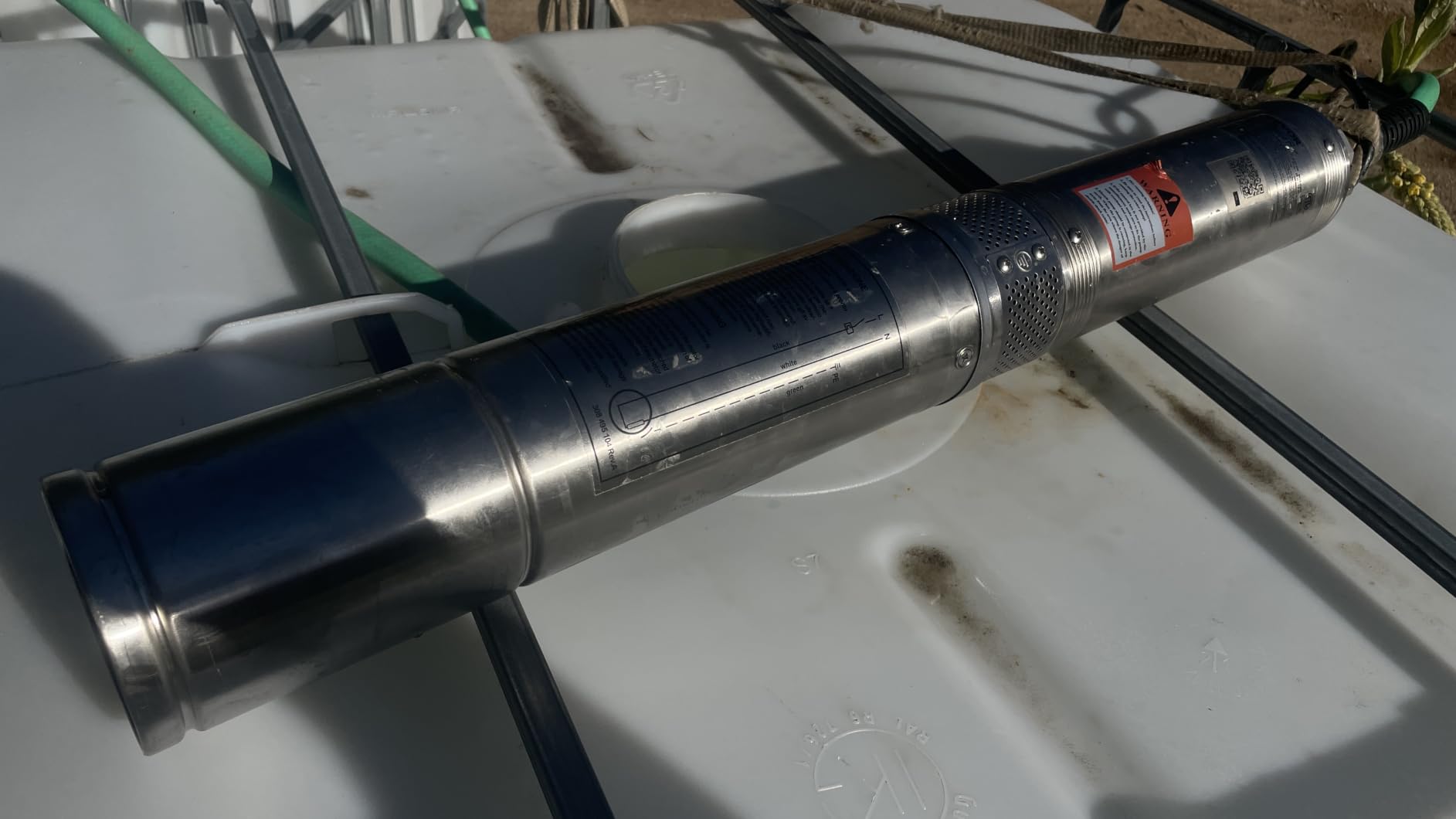 VEVOR Deep Well Submersible Pump 1 HP 115V/60Hz 37 GPM Flow 207 ft Head, 4