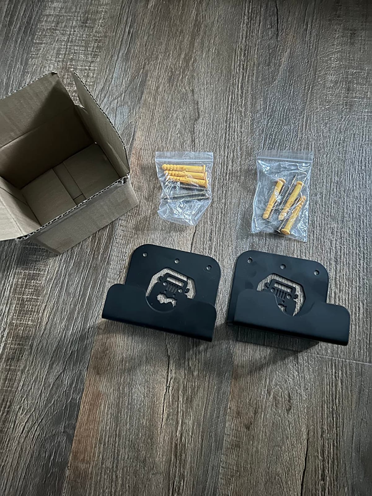4 Pcs Removable Door Storage Hanger with Rubber Wall Mount Heavy Duty Door Hanger Storage Holder Bracket Rack For 1956-2020 Wrangler CJ YJ TJ LJ JK JKU JL JLU & 2021 Gladiator JT On Garage Pack customer photo 2