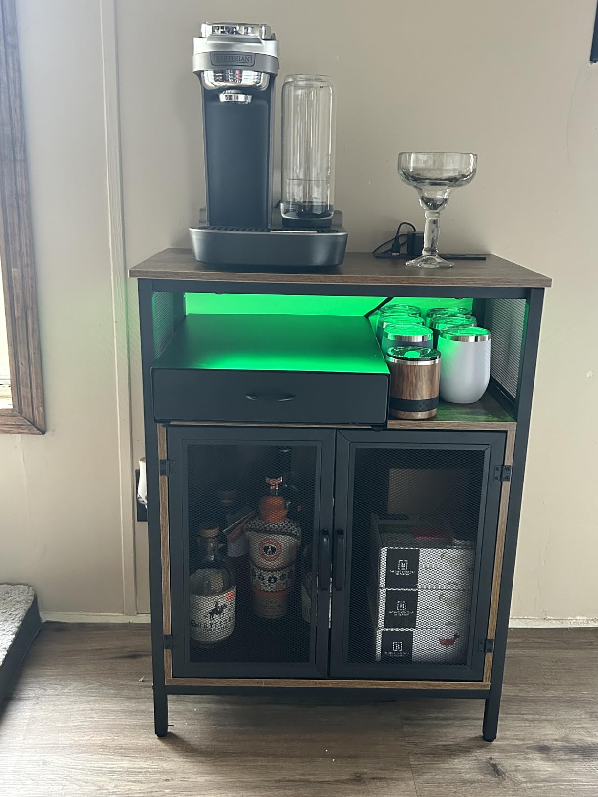 Bartesian Duet Cocktail Machine and Margarita Maker - Compact Home Bartender Mixologist Drink Mixer with 2 Glass Spirit Bottles - Automatic Machine Creates Premium Cocktails and Mocktails in Seconds customer photo 1