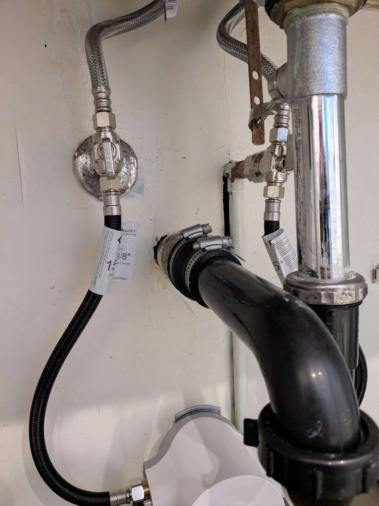 HBS24-12E Smart Instant Hot Water Recirculating System Pump with Built-In Thermostat 15 inch Hose Remote Controller included customer photo 1