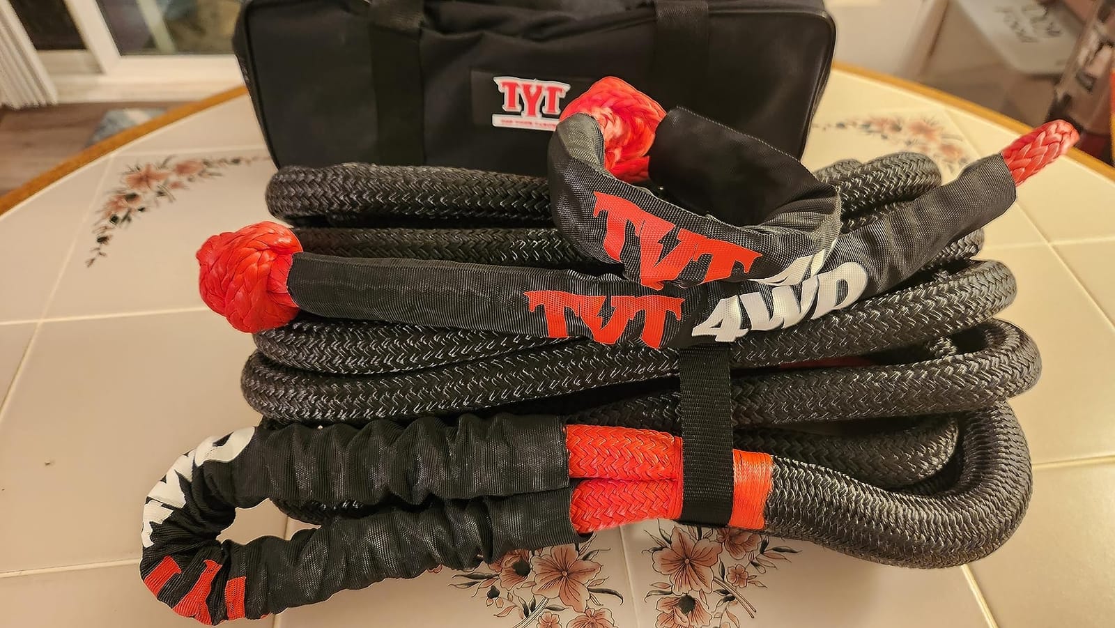 TYT Kinetic Recovery Rope,(1in x 30ft Black) 48,500lbs Snatch Strap, Heavy Duty Stretch Nylon Towing Ropes with 2pcs Soft Shackles for Offroad Vehicle,Jeep,SUV,ATV,UTV,Tractor Elastic Ropes Kit customer photo 2