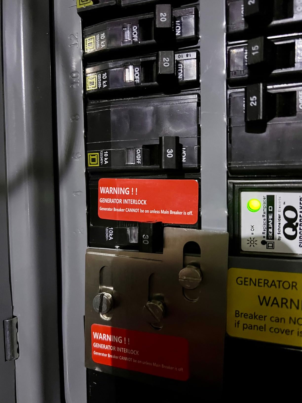 Generator Interlock Kit Compatible with Square D QO | or Homeline 150 or 200 amp Panels,1 3/8 inches Spacing Between Main and Generator Breaker,Professional and Interlock Kit customer photo 1