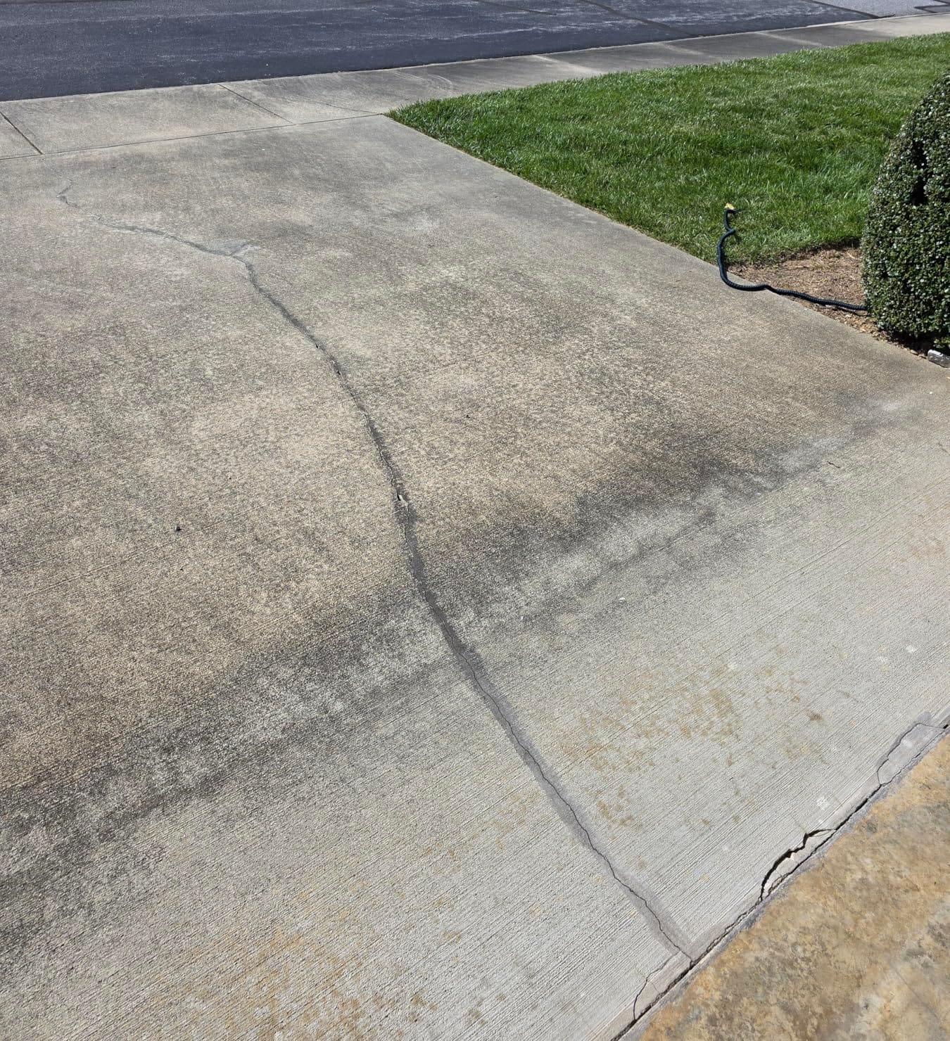 Westinghouse ePX3500 Electric Pressure Washer, 2500 Max PSI 1.76 Max GPM with Anti-Tipping Technology, Onboard Soap Tank, Pro-Style Steel Wand, 5-Nozzle Set, for Cars/Fences/Driveways/Home/Patios customer photo 2