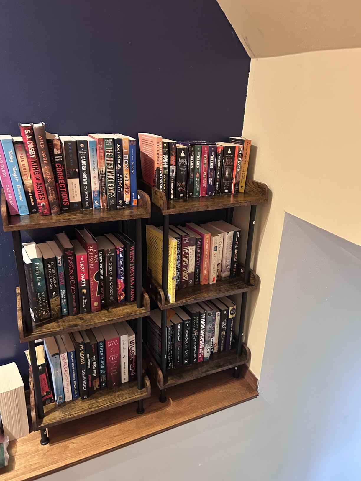 Hosfais Bookshelf Small Book Shelf 3 Tier Wood Bookcase | Industrial Bookshelf Metal Standing Book Shelves Display Book Rack with Edge Protection Living Room Bedroom Office (Brown) customer photo 2
