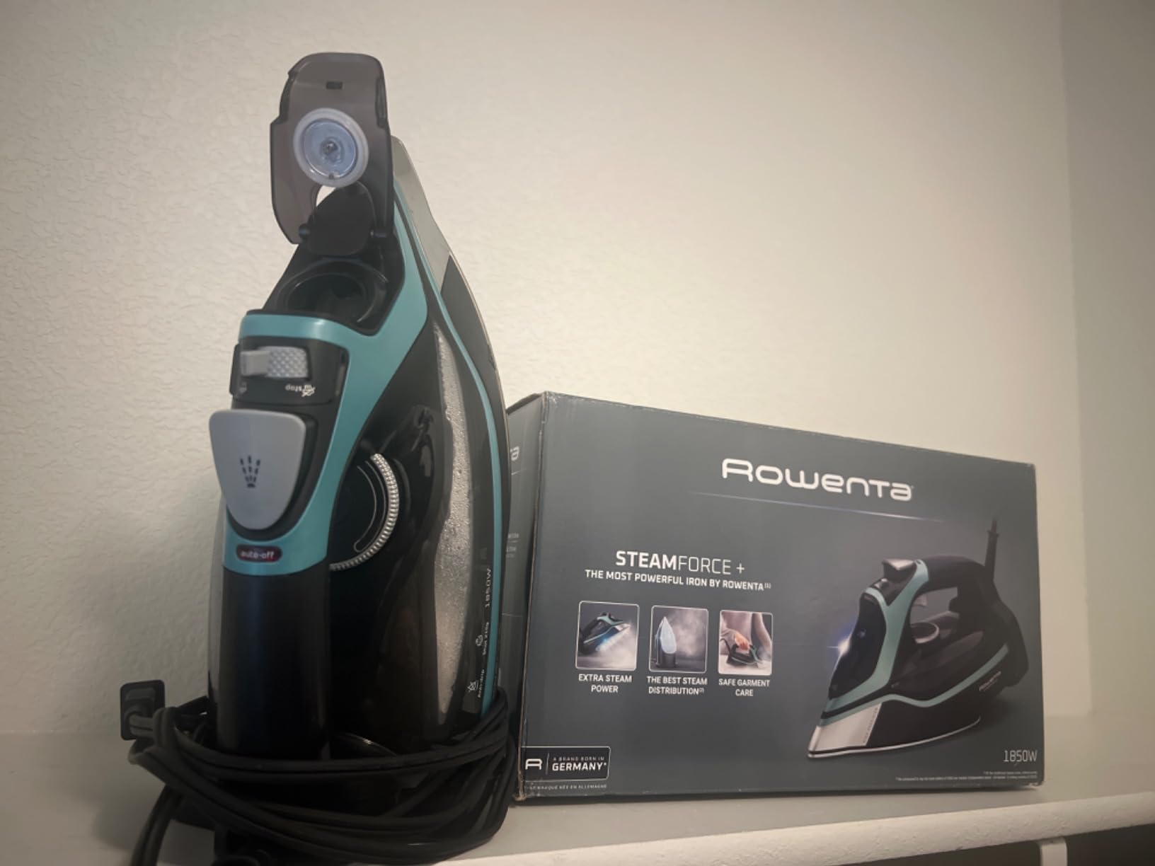 Rowenta Steam Force Stainless Steel Soleplate Steam Iron for Clothes, Anti-Drip Protection, 400 Microsteam Holes, 1800 Watts, Iron, Fabric Steamer, Garment Steamer for Clothes, Precision Tip, DW9440 customer photo 1