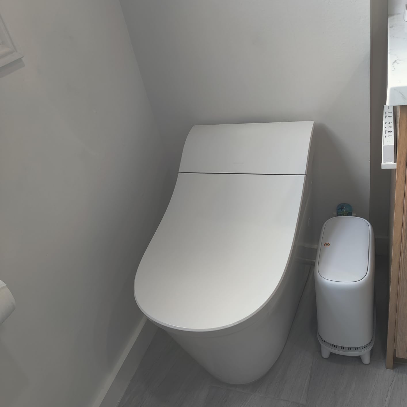 KOHLER K-29777-PA-0 Innate Smart Toilet with Bidet Built In, White, One-Piece Elongated Style, Dual-Flush with Integrated Personal Cleansing customer photo 2