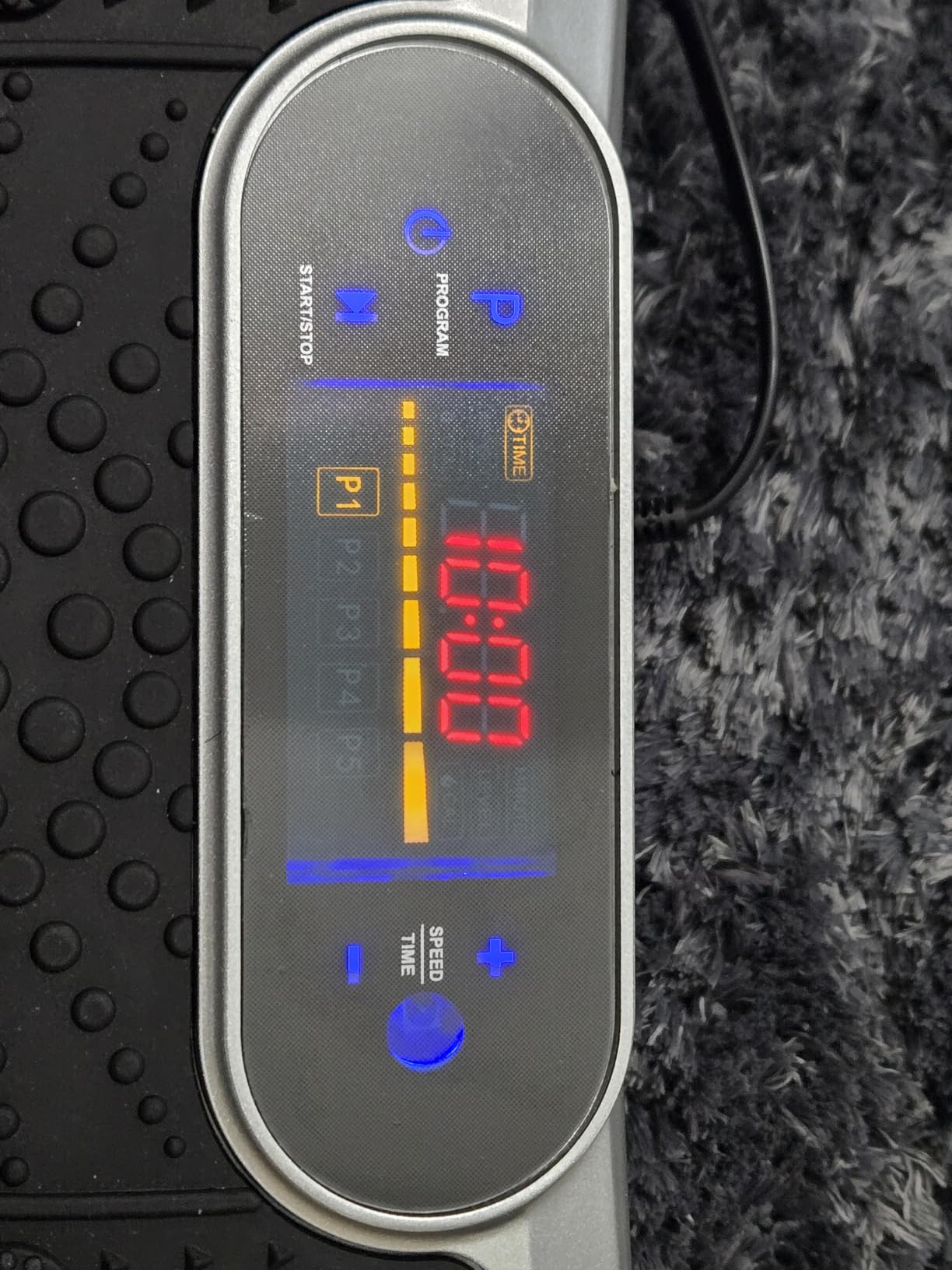 AXV Vibration Plate Exercise Machine Fitness Platform Body Vibrating Board | Curved Design 200W Powerful Oscillating 120 Level Shake Plate for Lymphatic Drainage Recovery Whole Body Toning With Handles customer photo 1