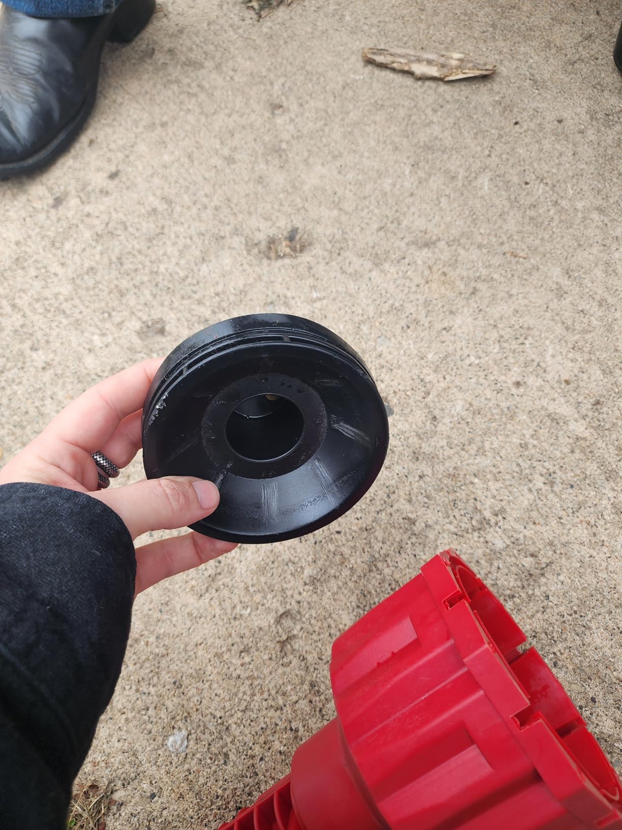 DAYUAN Pneumatic Air Power CV Joint Boot Expander Installation Removal Tool | Fits 20-115mm Most Flexible Rubber CV Boots & Steering Boots, 110 Psi Max customer photo 2