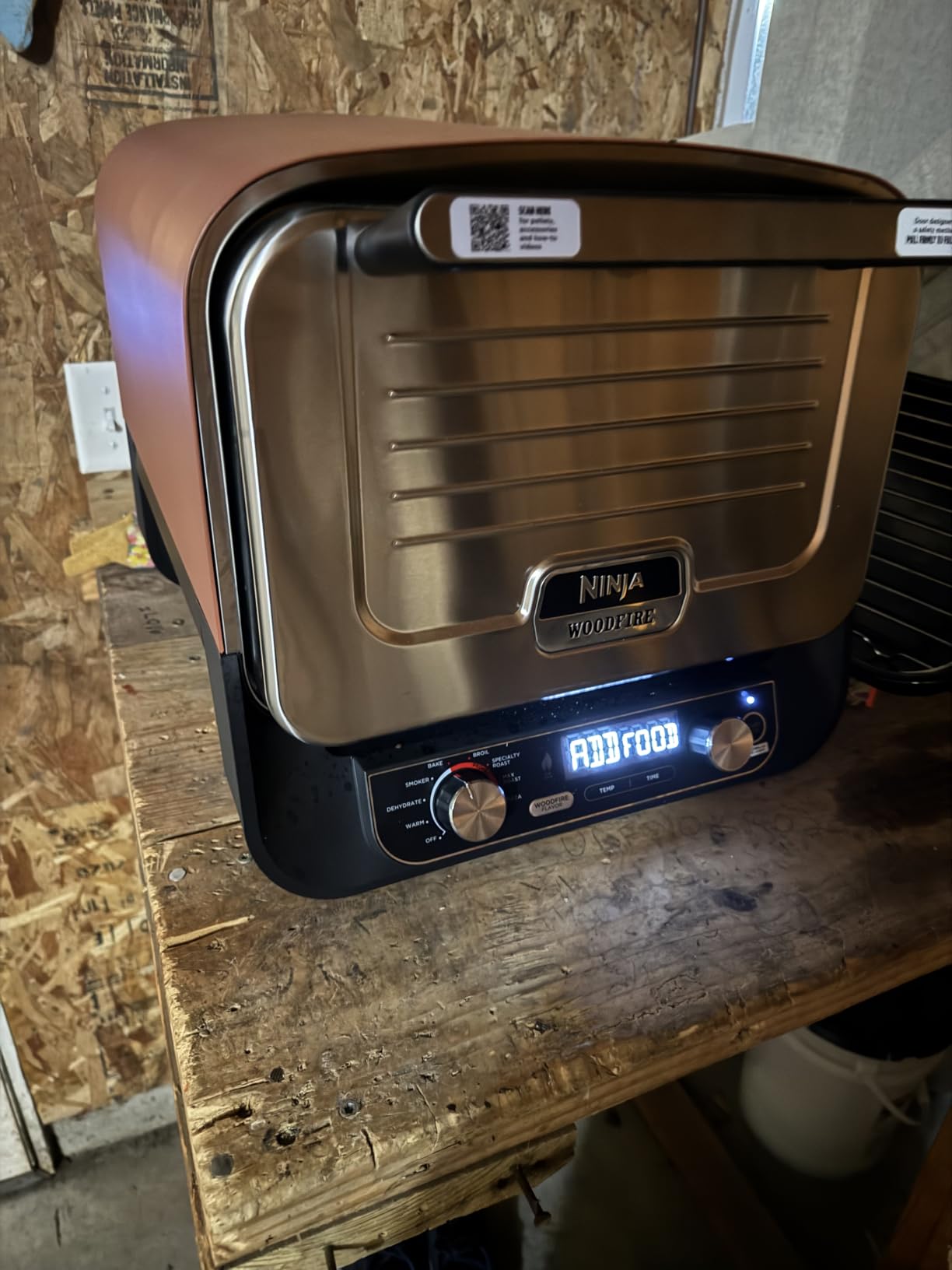 Ninja Woodfire Oven & Smoker, 8-in-1, Heats to 700°F, Terracotta Red, OO101 | 5 pizza styles, bakes & proofs at up to 700°F, fitting a 12