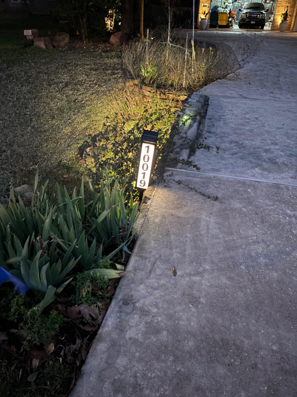 Solar Lighted Illuminated Address Sign, House Numbers for Outside Yard Home | LED Numbers Plaque Outdoor Waterproof Aluminum, Black customer photo 1