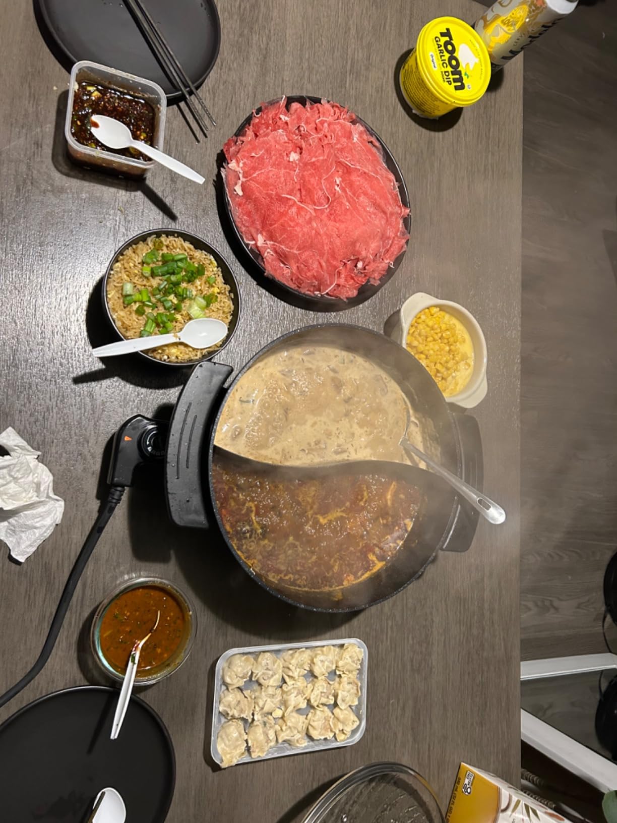 Food Party Electric Hot Pot 6L with Divider Hotpot Pot Electric Shabu Shabu Pot 110V 1200W PFOA FREE Non-Stick Chinese Hot Pot 5-Level Temperature Control customer photo 1
