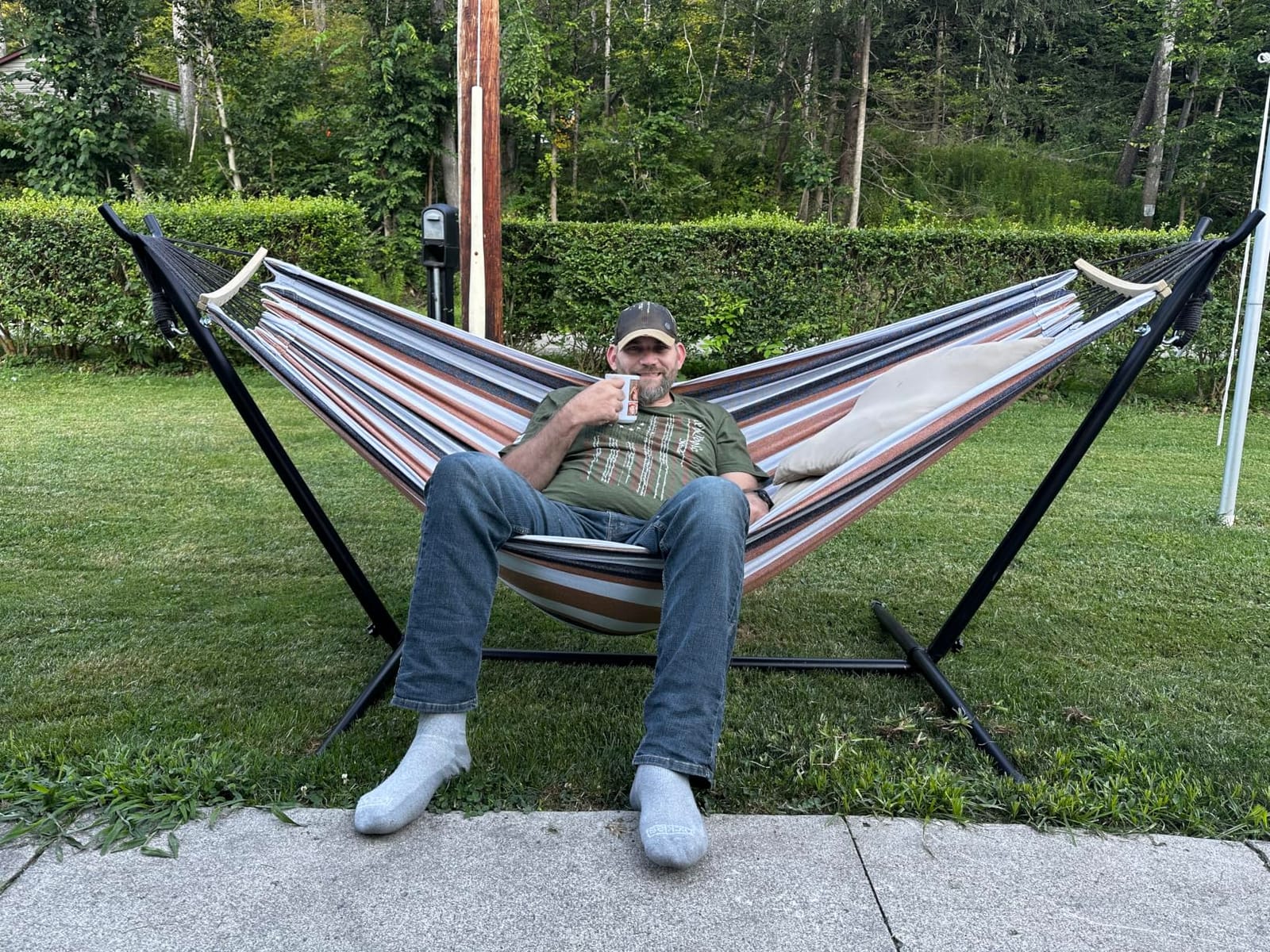 SZHLUX Hammock with Stand for Outside, Hamaca Con Base | 450lb Capacity Steel Stand, Premium Carry Bag Included and Two Anti Roll Balance Beam customer photo 1