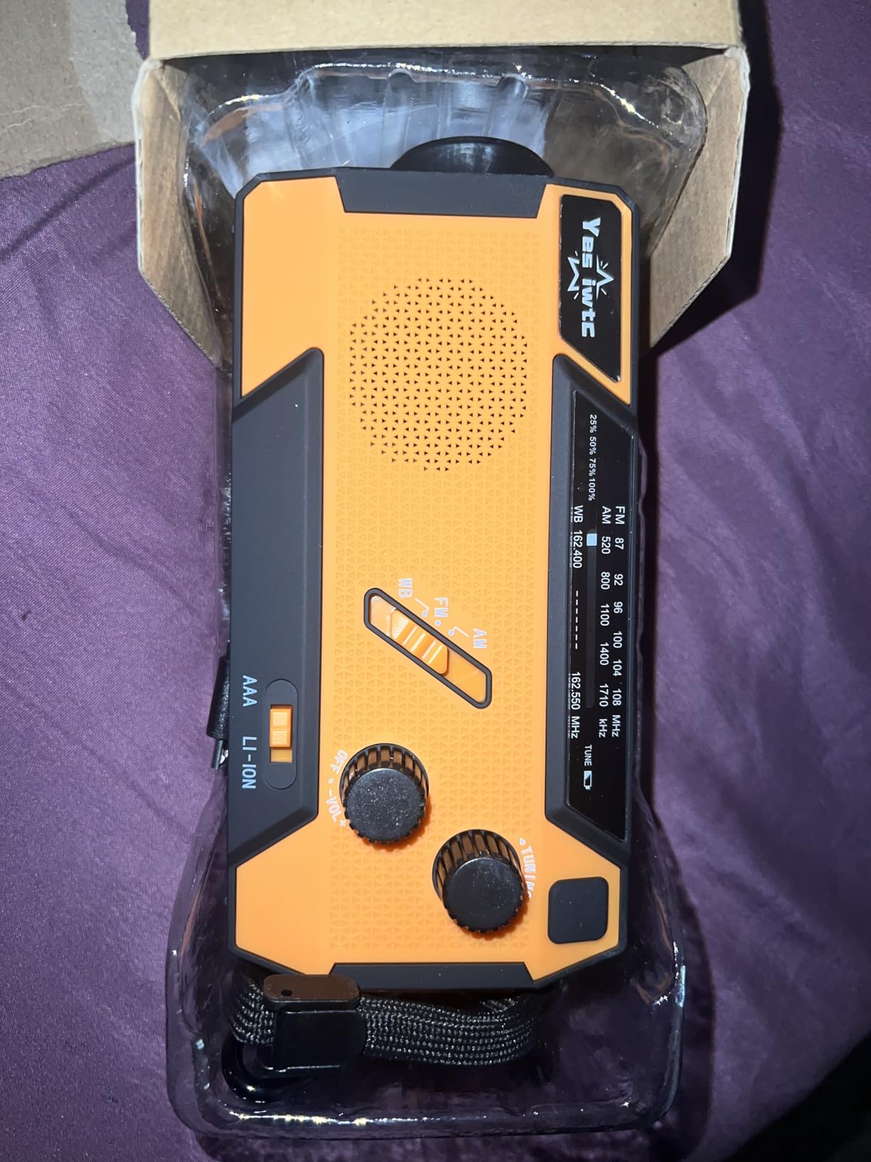 Hand Crank Emergency Radio 7400mWh (2000mAh) Solar Hand Crank Radio | Built in 3 Charging Cables AM/FM/NOAA Weather Radio Battery Operated Hand Crank Charger for Emergency Supplies Survival Gear customer photo 2