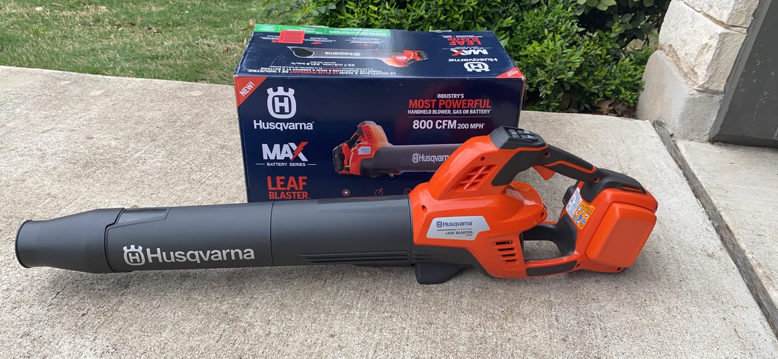 Husqvarna Leaf Blaster 350iB Leaf Blower Cordless, 200-MPH 800-CFM brushless, 40V 7.5 Ah battery customer photo 2