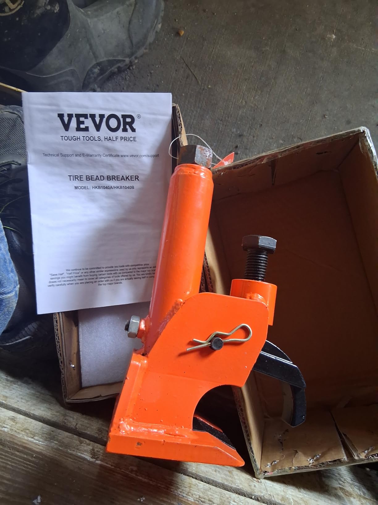 VEVOR Manual Tire Bead Breaker, 38
