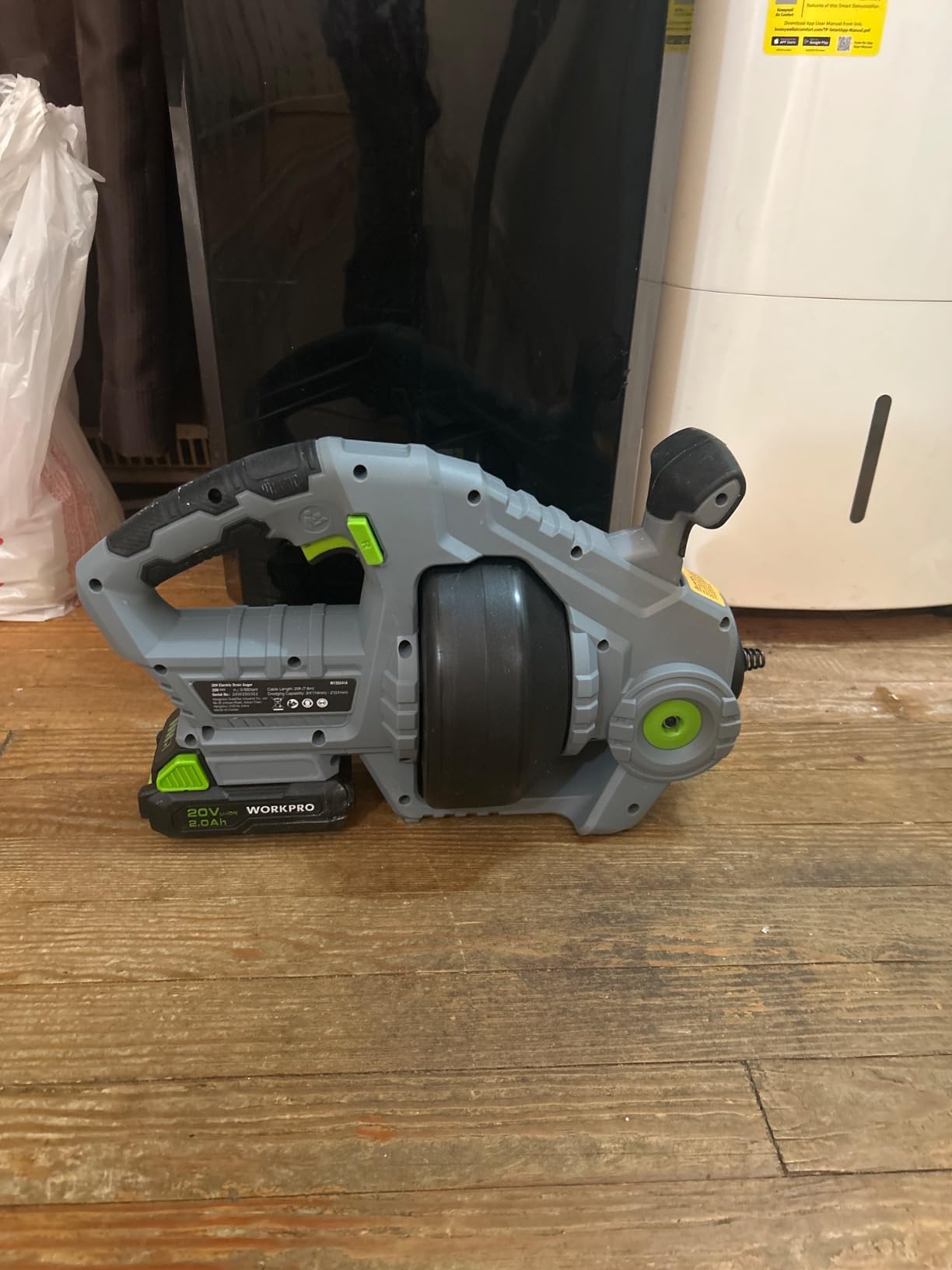 WORKPRO 20V Cordless Electric Drain Auger, 25 ft Plumbing Snake, 2.0Ah Battery customer photo 2