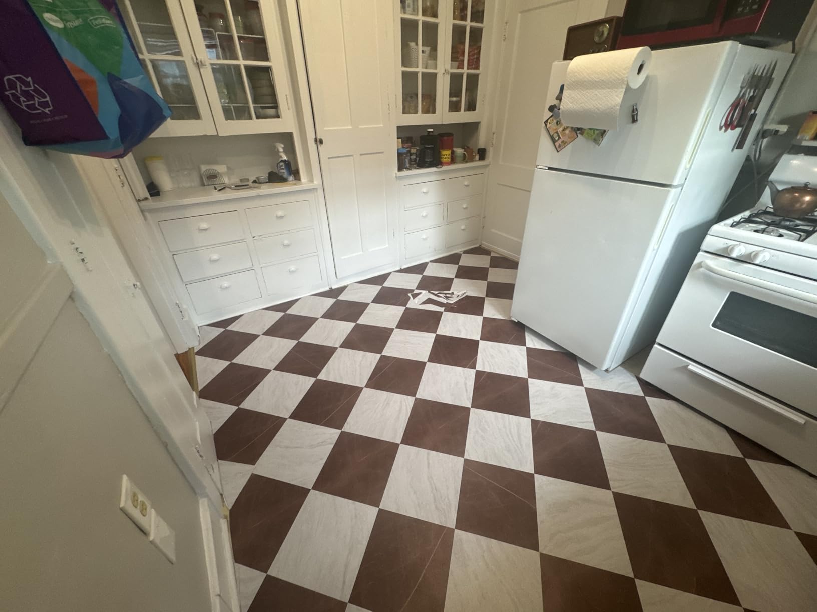 FloorPops x Chris Loves Julia 12-in by 12-in Bonneville Grey & White Marble Peel & Stick Floor Tiles, FP4421 customer photo 2