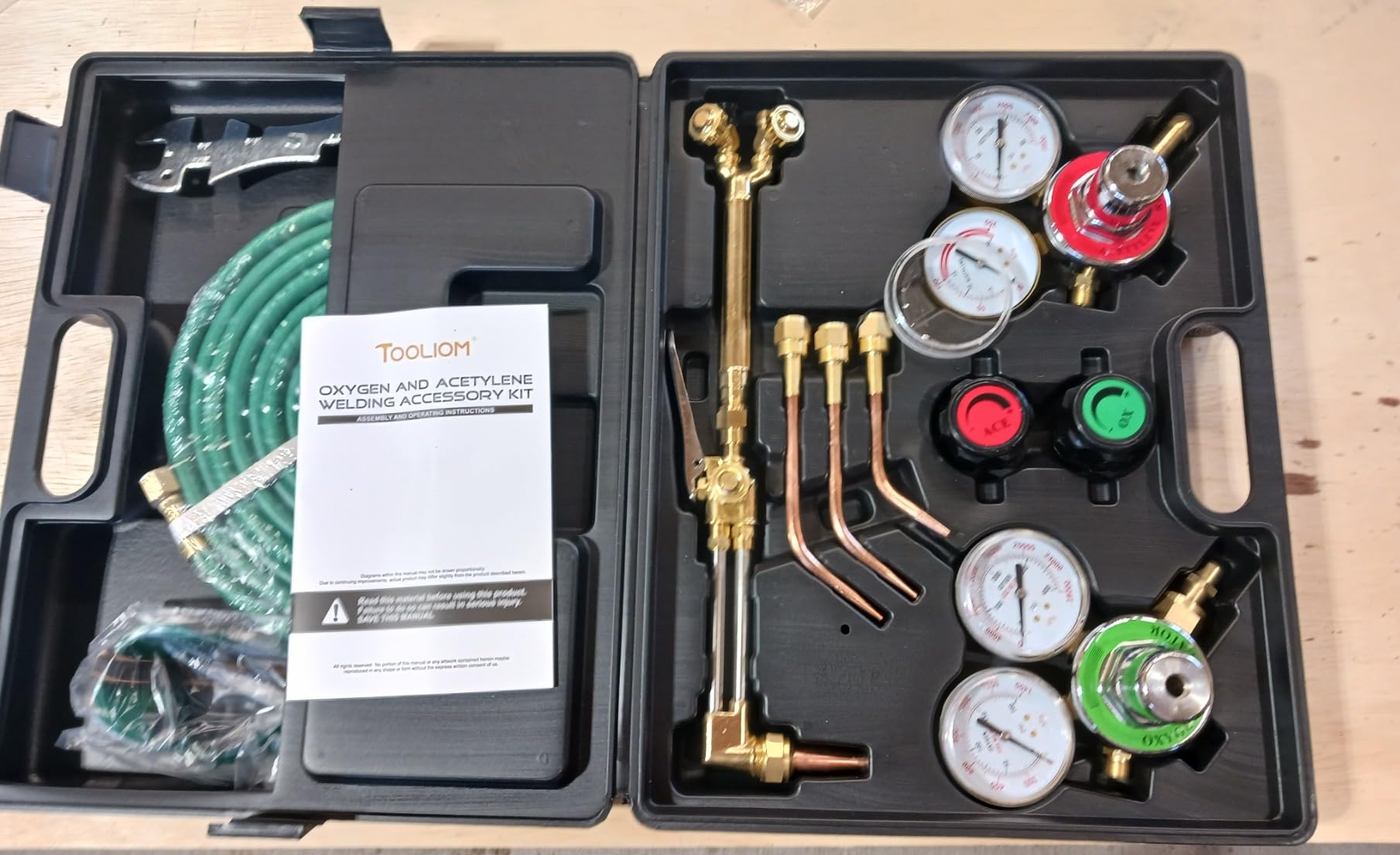TOOLIOM Oxy Acetylene Torch Kit with CGA-510 and CGA-540 Regulators customer photo 1