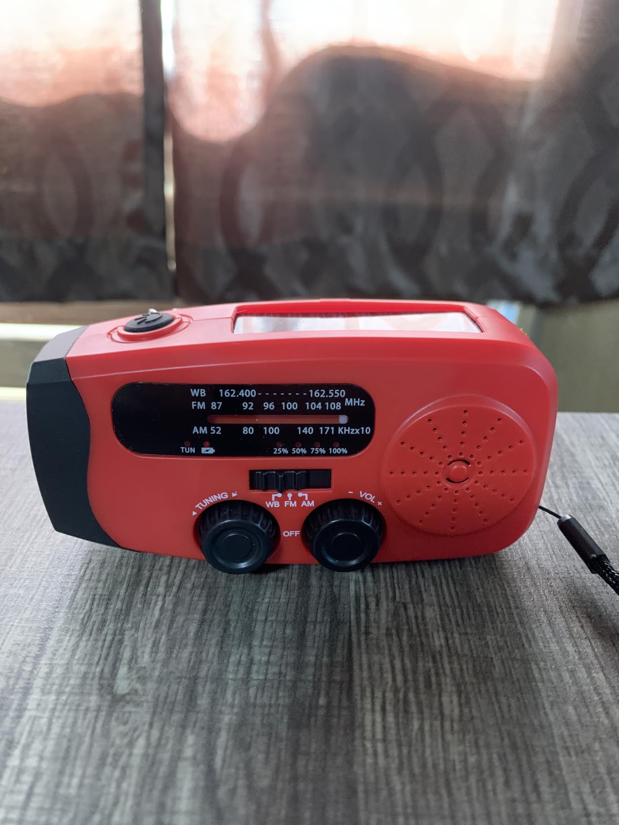 Emgykit Hand Crank Radio with AM/FM/NOAA Weather Band, for Emergencies | 3 LED Flashlights, SOS Function, Solar Powered, Hand Cranked, 2000mAh/7400mWh Charger, for Power Outage - Red customer photo 1