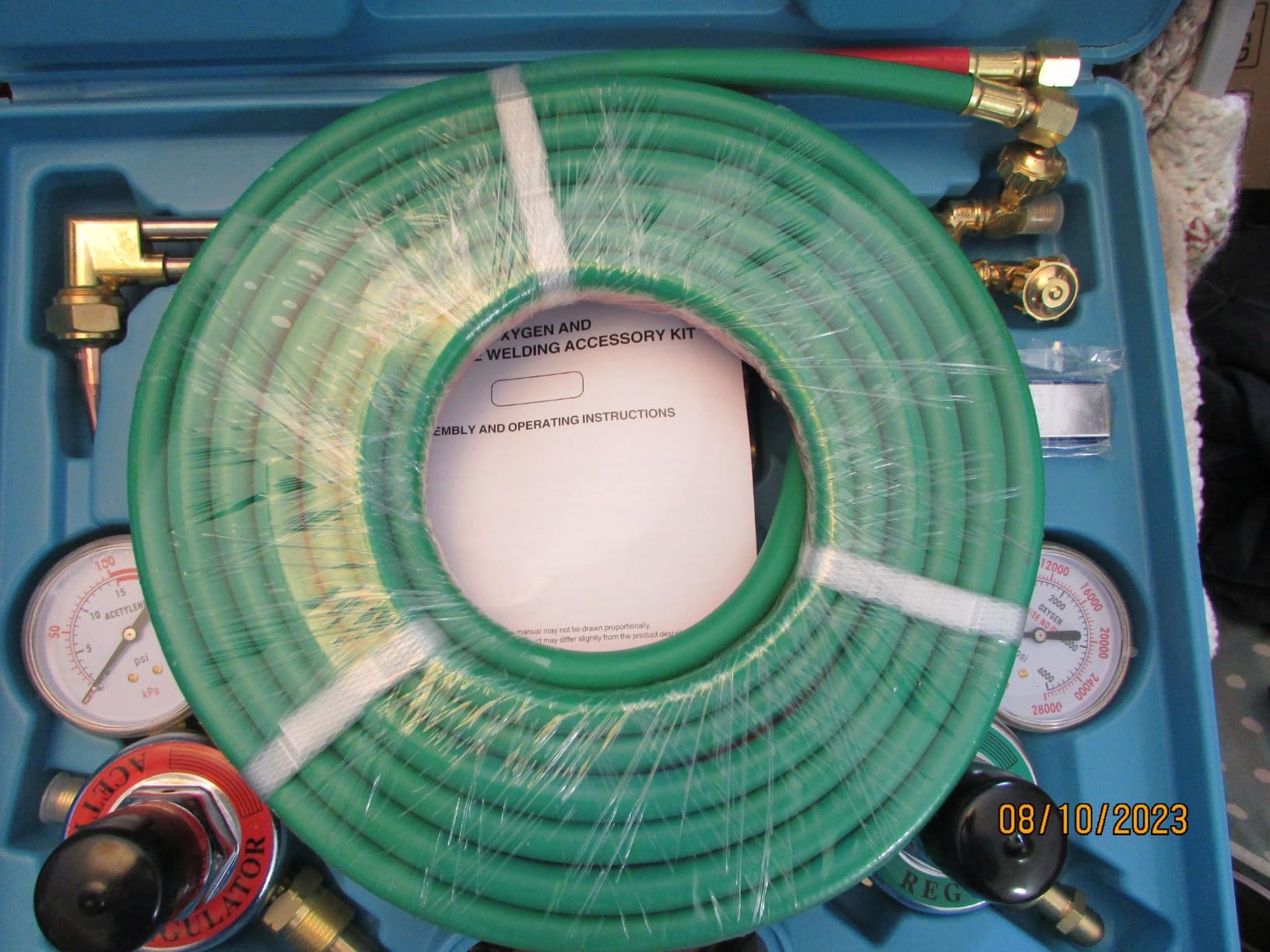 RX WELD Medium Duty Oxy Acetylene Cutting Torch Kit with Check Valves | CGA540 & CGA510 Regulator customer photo 2