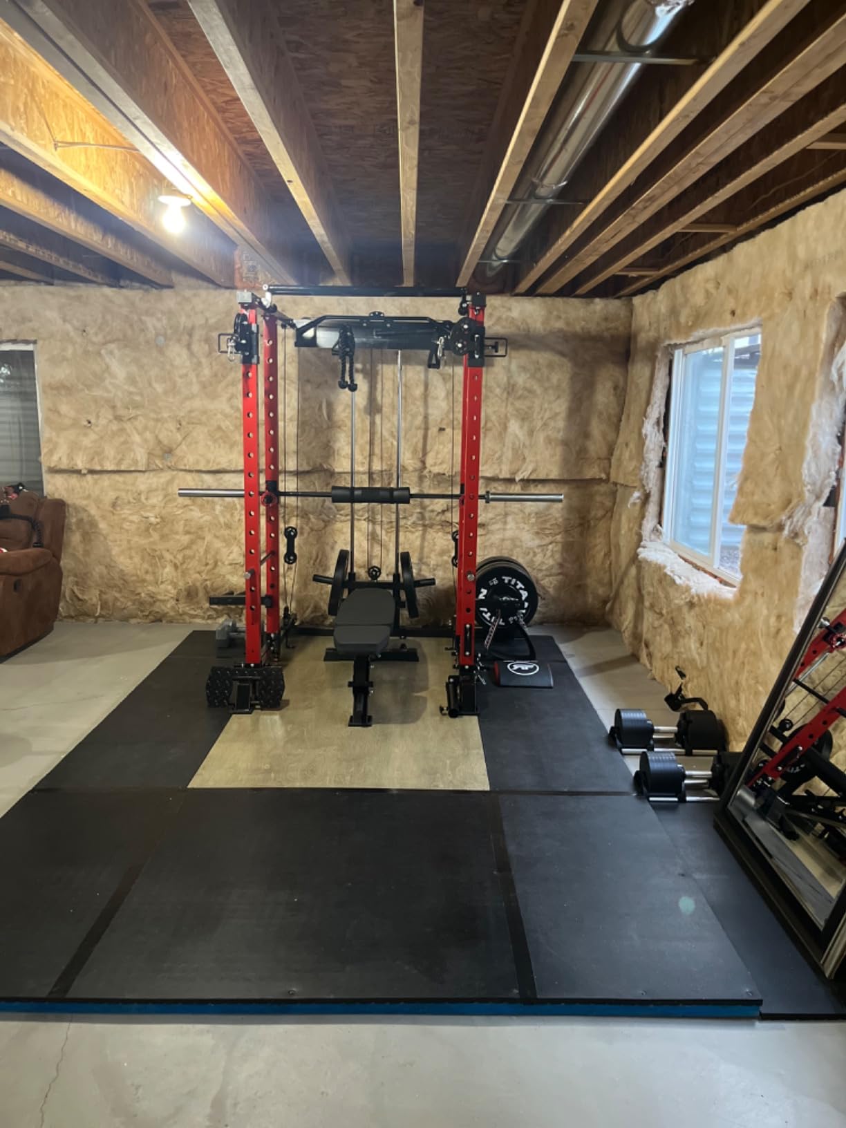 Mikolo Power Cage, Power Rack with Cable Crossover System, 1500LBS Squat Rack with LAT Pull Down System, Workout Cage with Pulley System for Fitness Home Gym customer photo 1