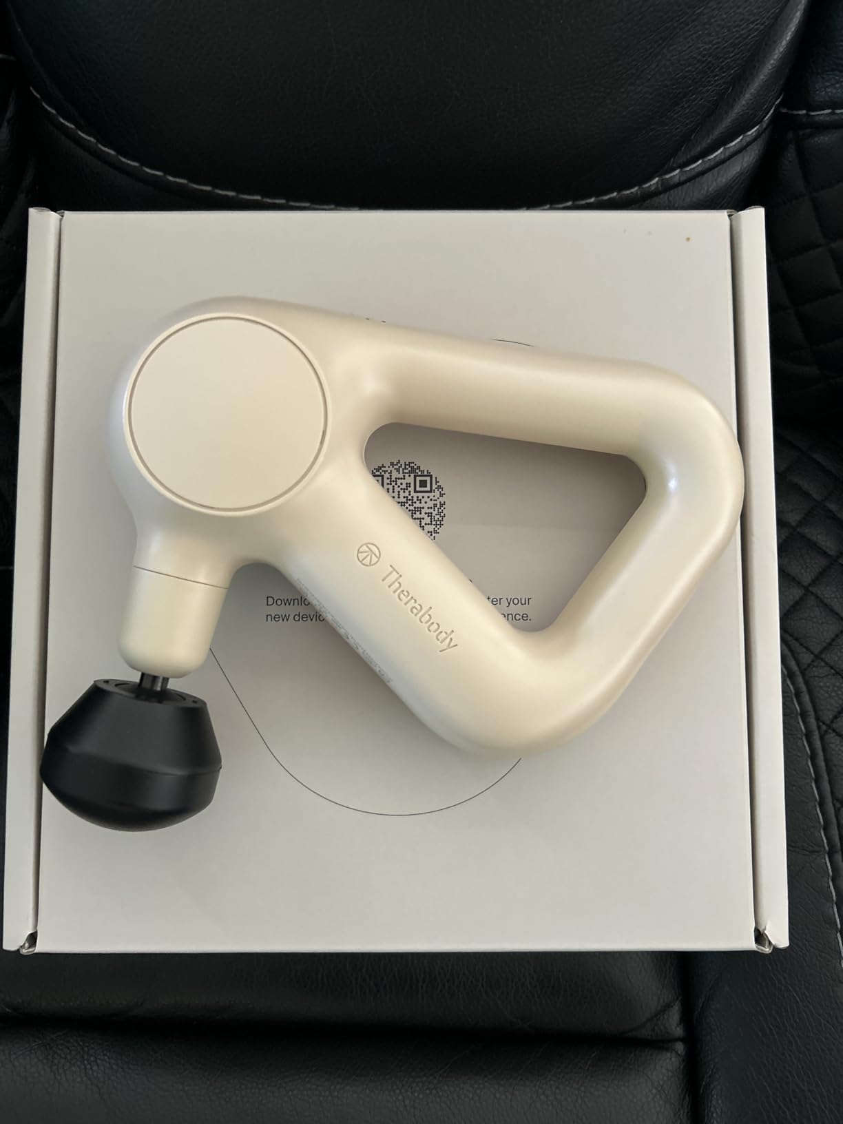 TheraGun Therabody Relief Massage Gun | for Daily Comfort | 3-Speed | Navy | Quiet Handheld Percussion Muscle Massager for Back, Leg & Shoulder Pain Relief. Lightweight, Easy to Use, Ergonomic Grip customer photo 2