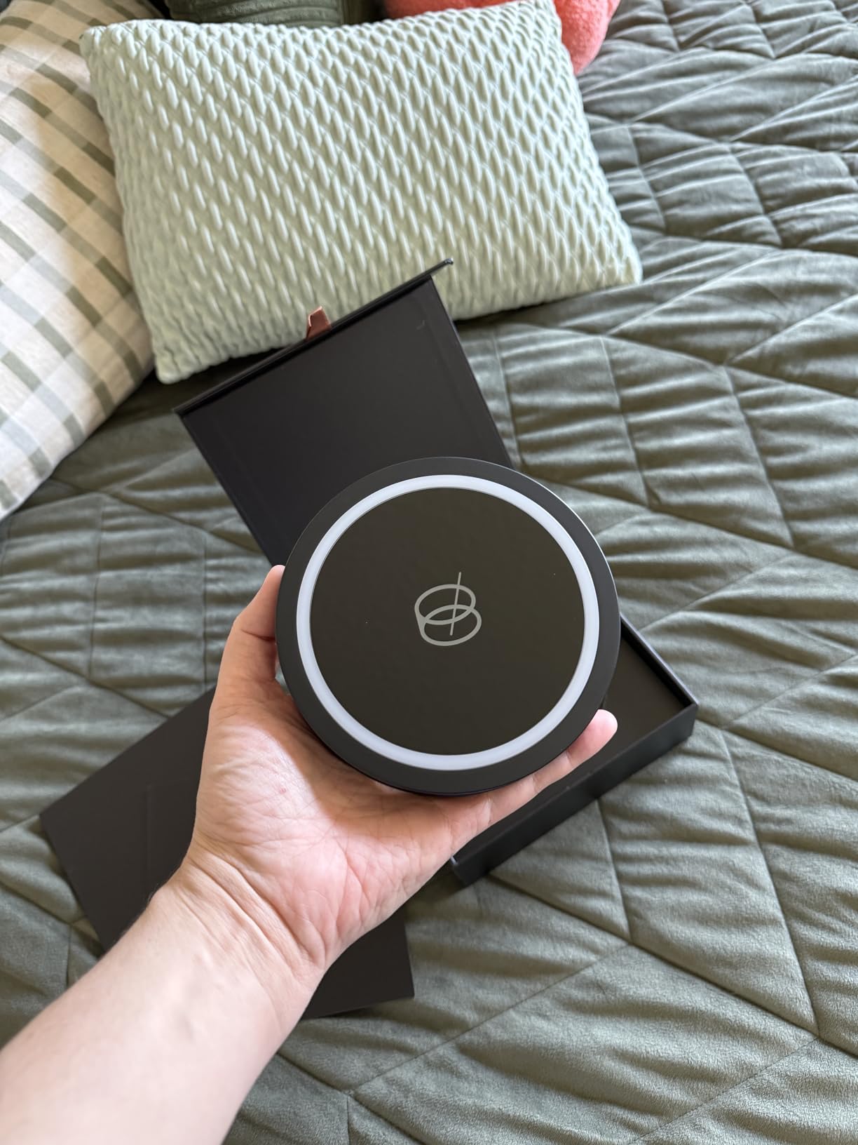 Barsys Smart Coaster 2.0 (Black) - Portable Cocktail Maker & Drink Mixer | App-enabled drink mixer with LED pour guidance and 1,000+ cocktail recipes. Portable, pod-free design for home bartenders. customer photo 2