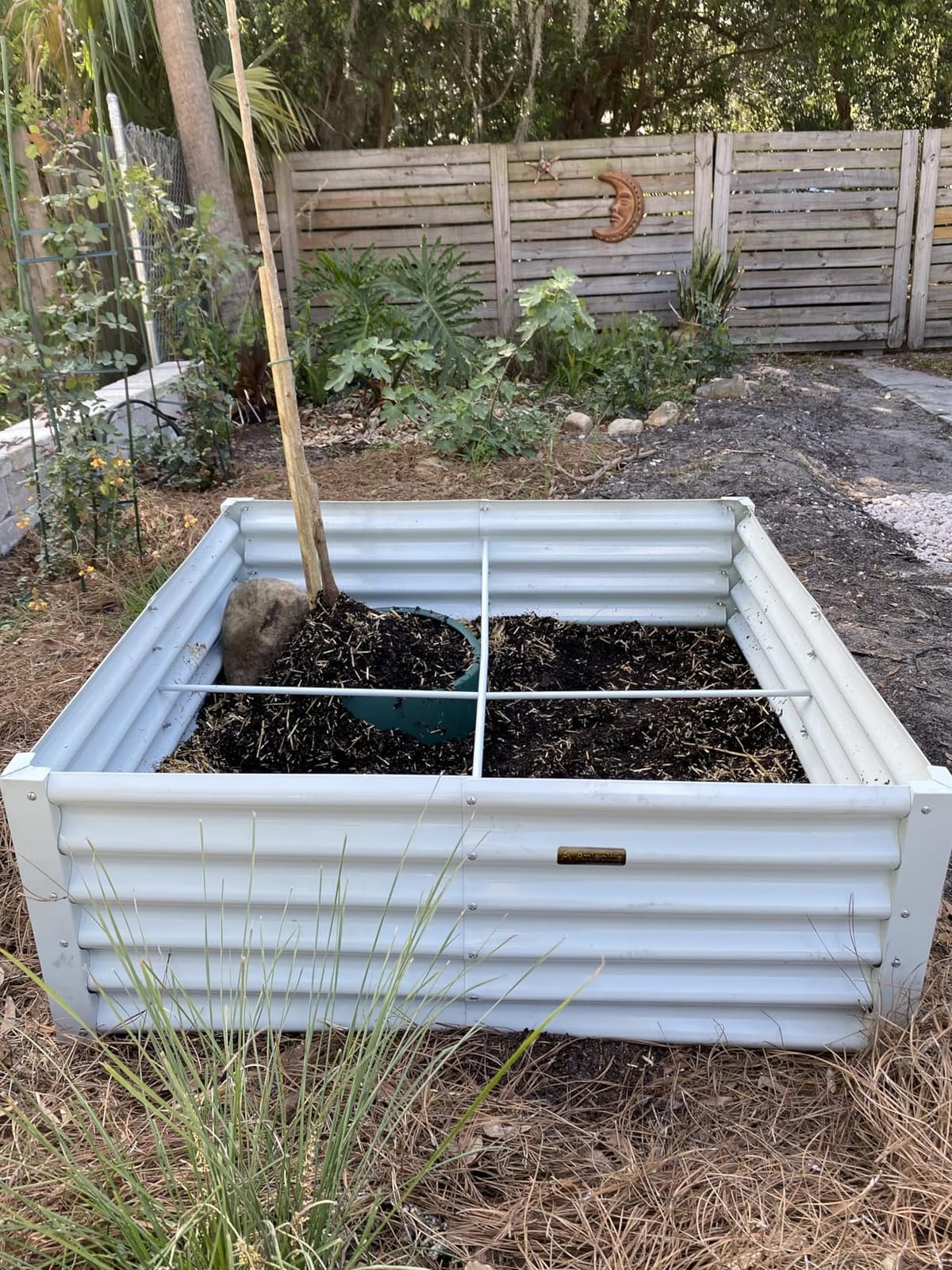 Anleolife 8x4x2ft Oval Deep Root Galvanized Raised Garden Bed, Quartz Grey | 478-Gallon Capacity, 24in Soil Depth, Interior Bracing and Broad Crop-Row Space for Tomatoes, Peppers and Seasonal Rotation customer photo 2