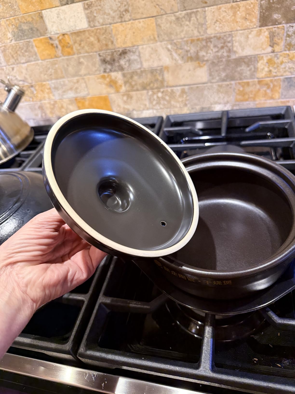 Korean Stone Pot, Ceramic Sizzling Hot Pot for Bibimbap Korean Stone Bowl with Lid and Trivet 40 oz Clay Pot for Cooking, Korean Cooking Pot, 1200ml, Black customer photo 2