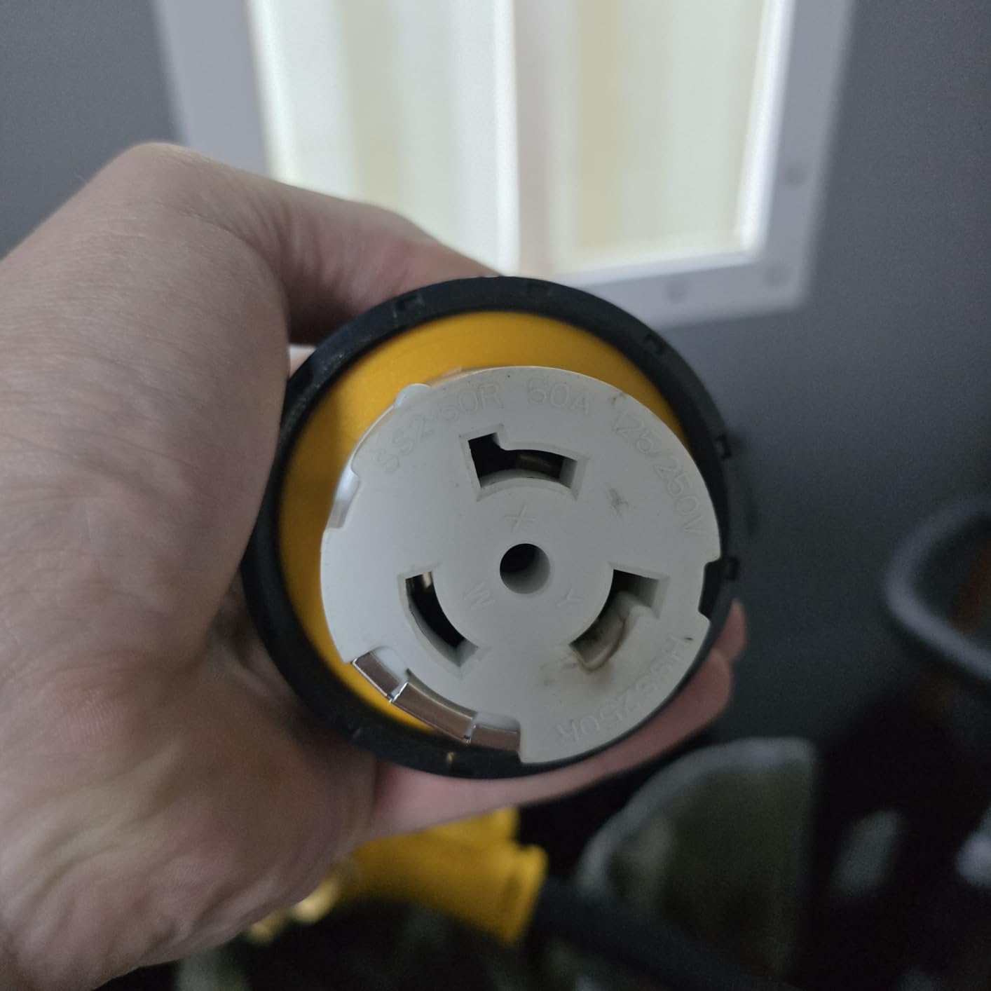 PlugSaf 50 Amp Generator Cord, 25FT 50 Amp RV Extension Cord 14-50P/SS2-50R | 25 FT NEMA 14-50P/SS2-50R 50 Amp RV Cord 4 Prong Yellow with Twist Lock, Heavy Duty STW 50A Generator Cord RV Camper & House customer photo 1