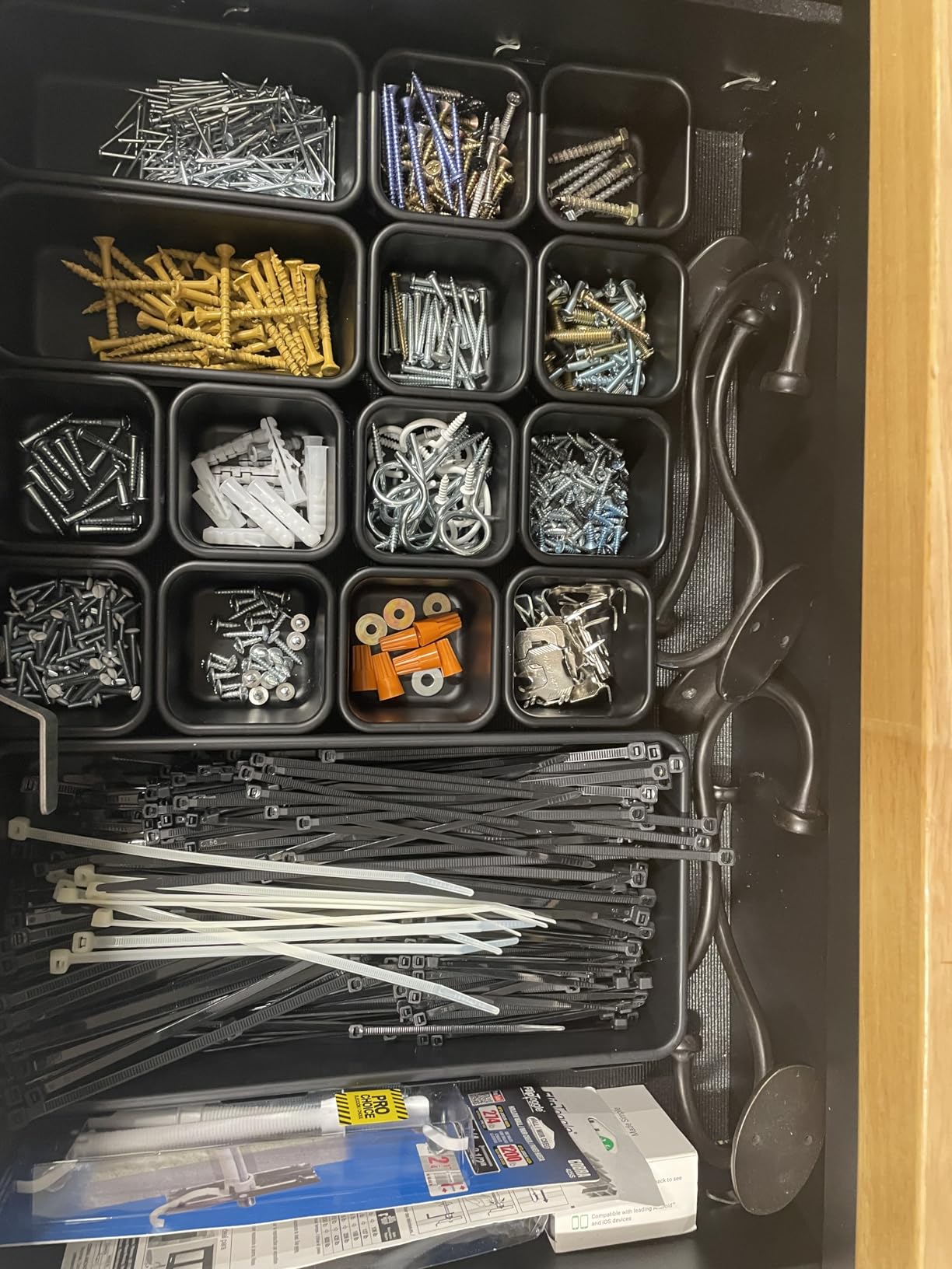 A-LuGei 69 PCS-5 Size Tool Box Organizer Tray Divider Set, Desk Drawer Organizer Bin, Garage Organization and Storage Toolbox for Rolling Tool Chest Cart Cabinet Workbench (Black) customer photo 1