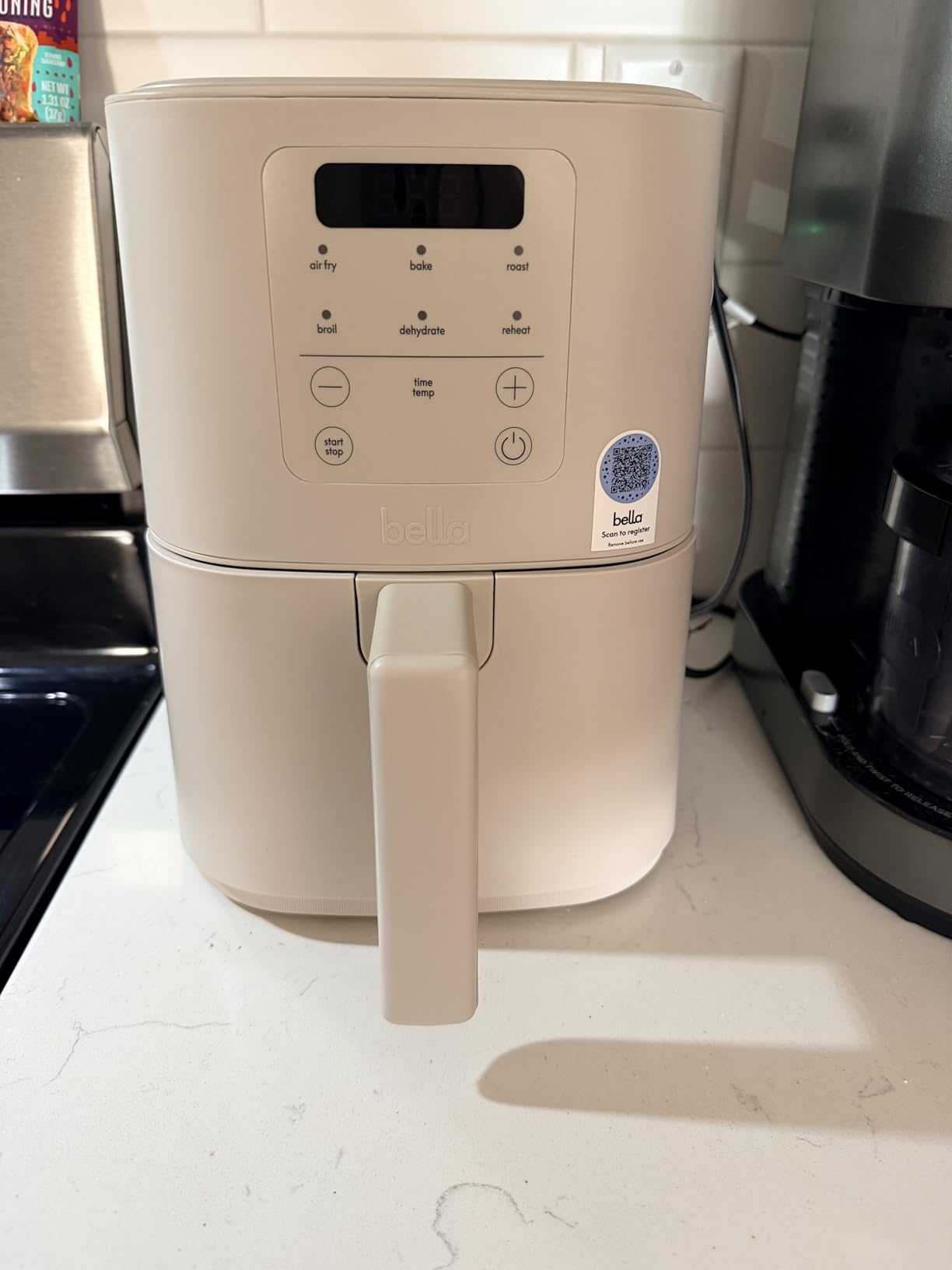 bella Fits-anywhereâ„¢ Slim 4qt Air Fryer, Non-Toxic Coating, Oatmilk customer photo 1