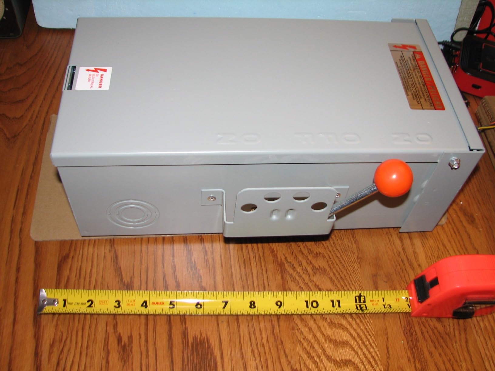 100A Generator Transfer Switch, 24000W Heavy Duty Double Throw Safety Switch, 120/240V Manual Transfer Switch, Enlarged NEMA 3R Enclosure for Outdoor, 10-Year Warranty customer photo 2
