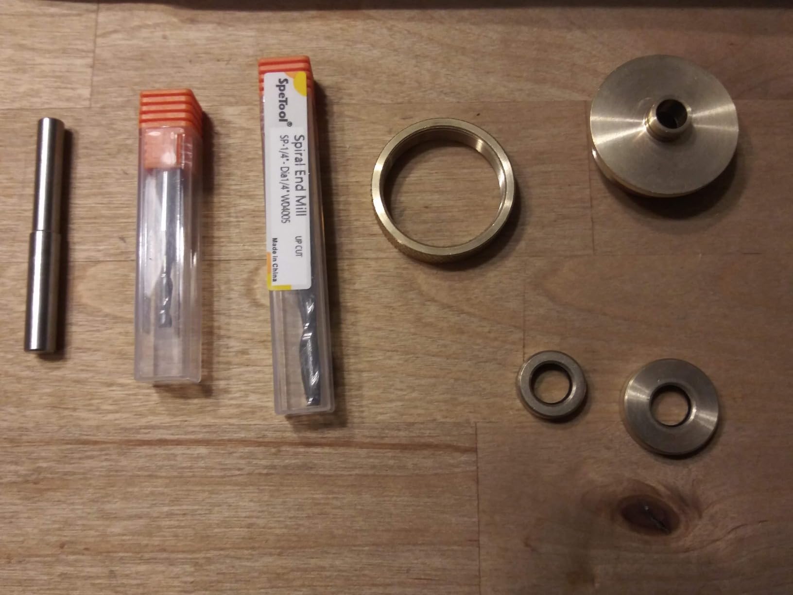 SpeTool Router Inlay Kit, Solid Brass Inlay Bushing Kit Includes 1/8 Inch and 1/4 Inch Cutting Diameter with 1/4 Shank Carbide Spiral Upcut Bit, Router Bushing Guide Set for Wood customer photo 1