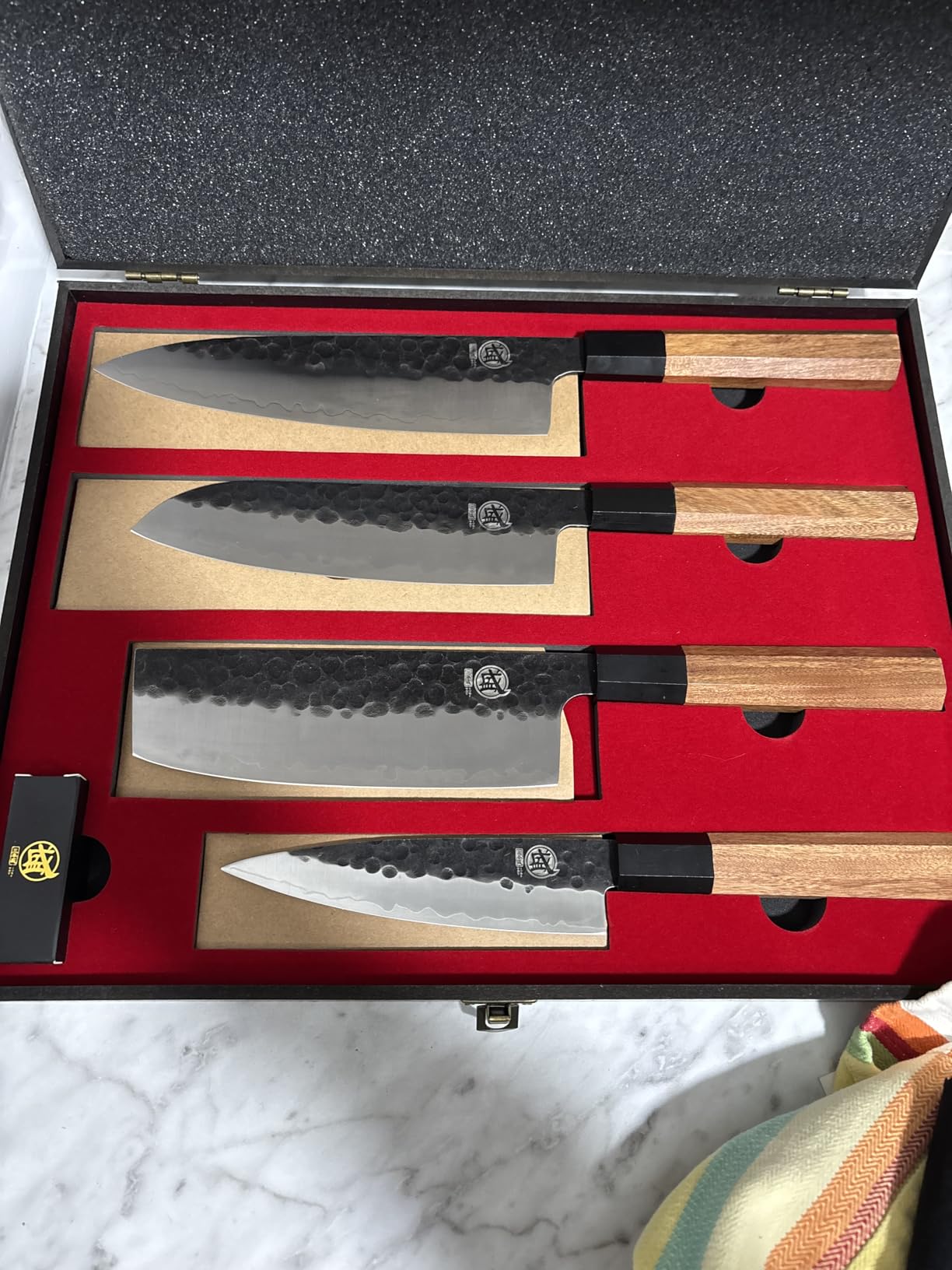 MITSUMOTO SAKARI 4-Piece Japanese Chef Knife Set, San-Mai 9Cr18MoV | Gyuto Santoku Nakiri Paring, Deep-Cryo Heat Treatment, Tsuchime Food Release, Rosewood Handles, Sandalwood Box customer photo 1