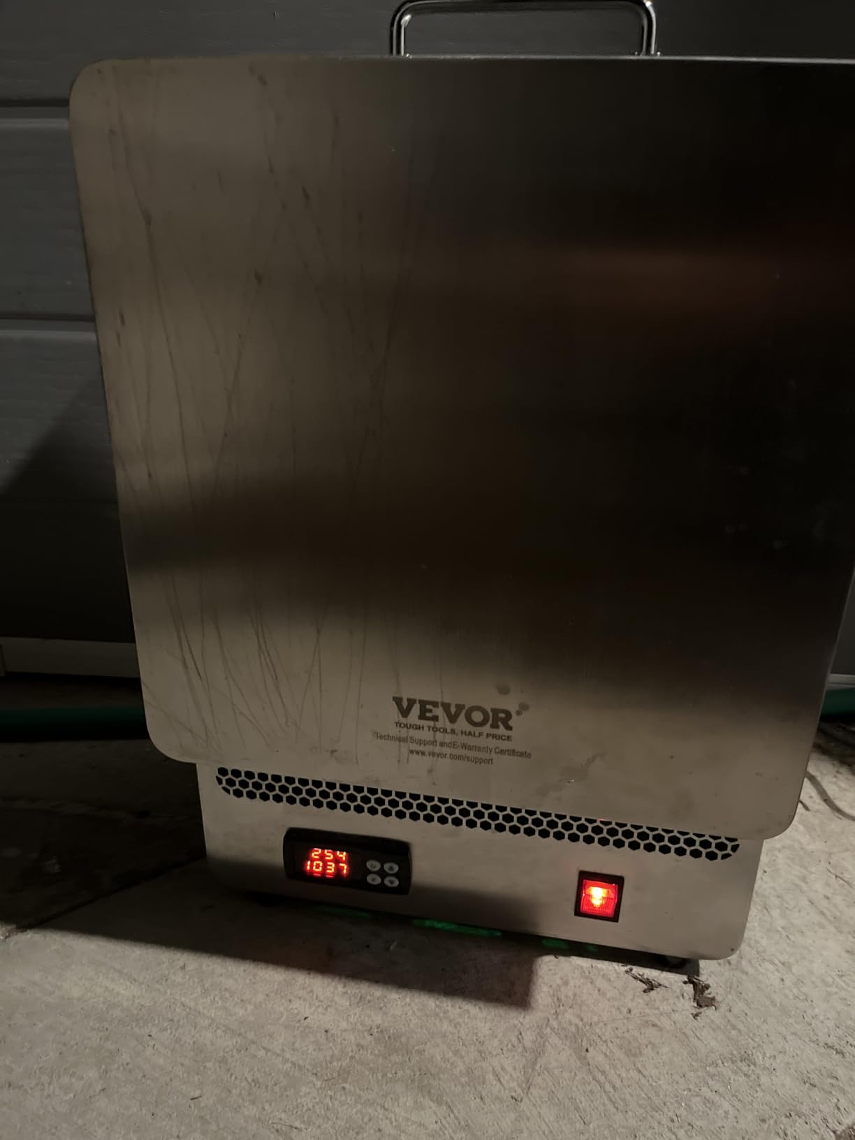 VEVOR Electric Kiln, 1500W Melting Furnace Max Temperature 2192°F/1200°C, Stainless Steel for Wax Casting, Clay DIY, Metal Tempering, Glazing on Pottery, Silver customer photo 2